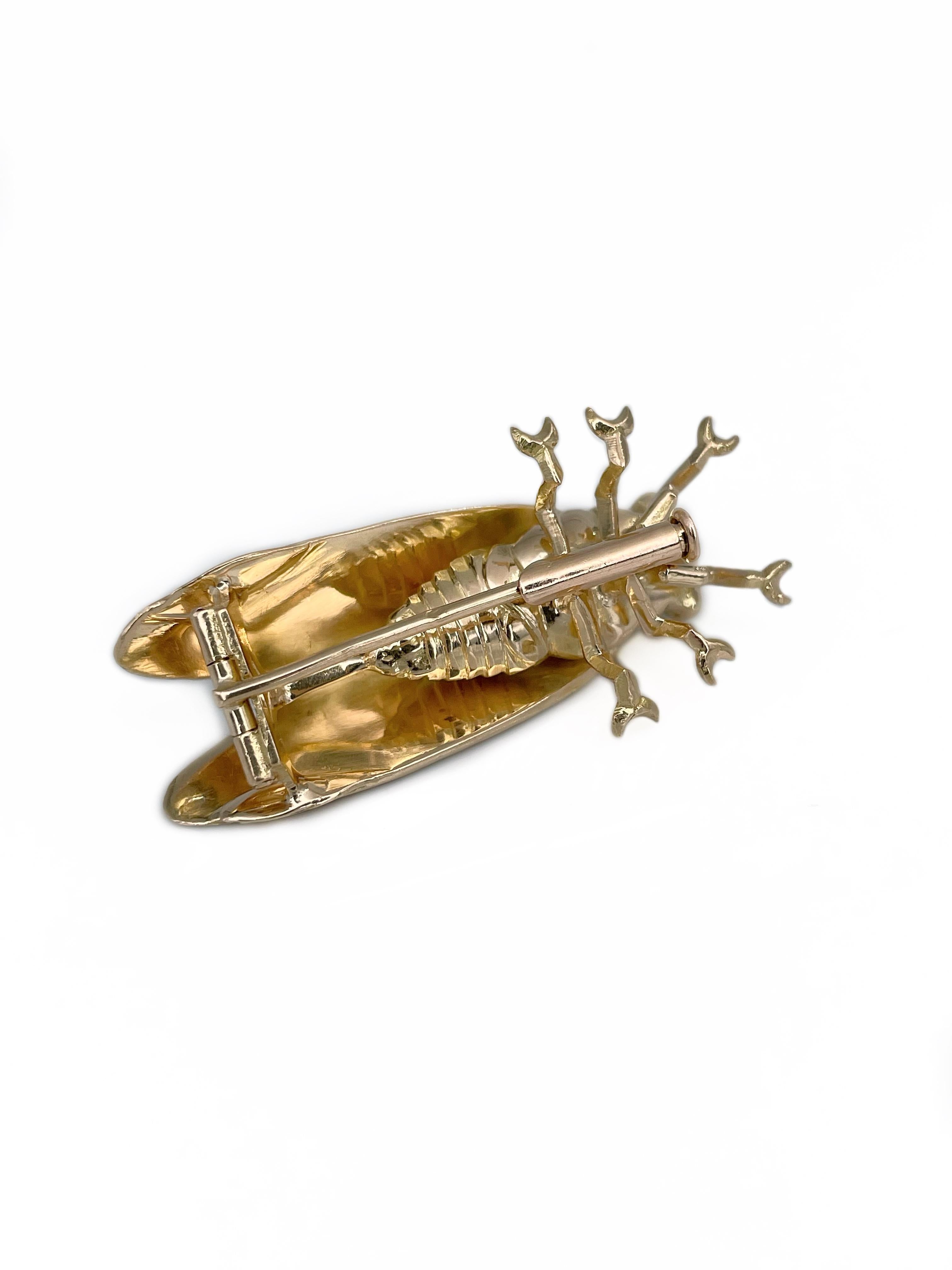 Vintage 18 Karat Yellow Gold Cicada Insect Pin Brooch In Good Condition In Vilnius, LT