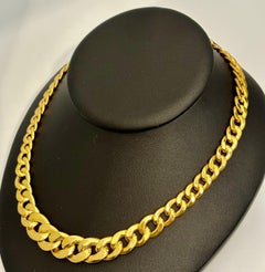 Vintage 18 Karat Yellow Gold Cuban Double Oval Graduating Link Necklace