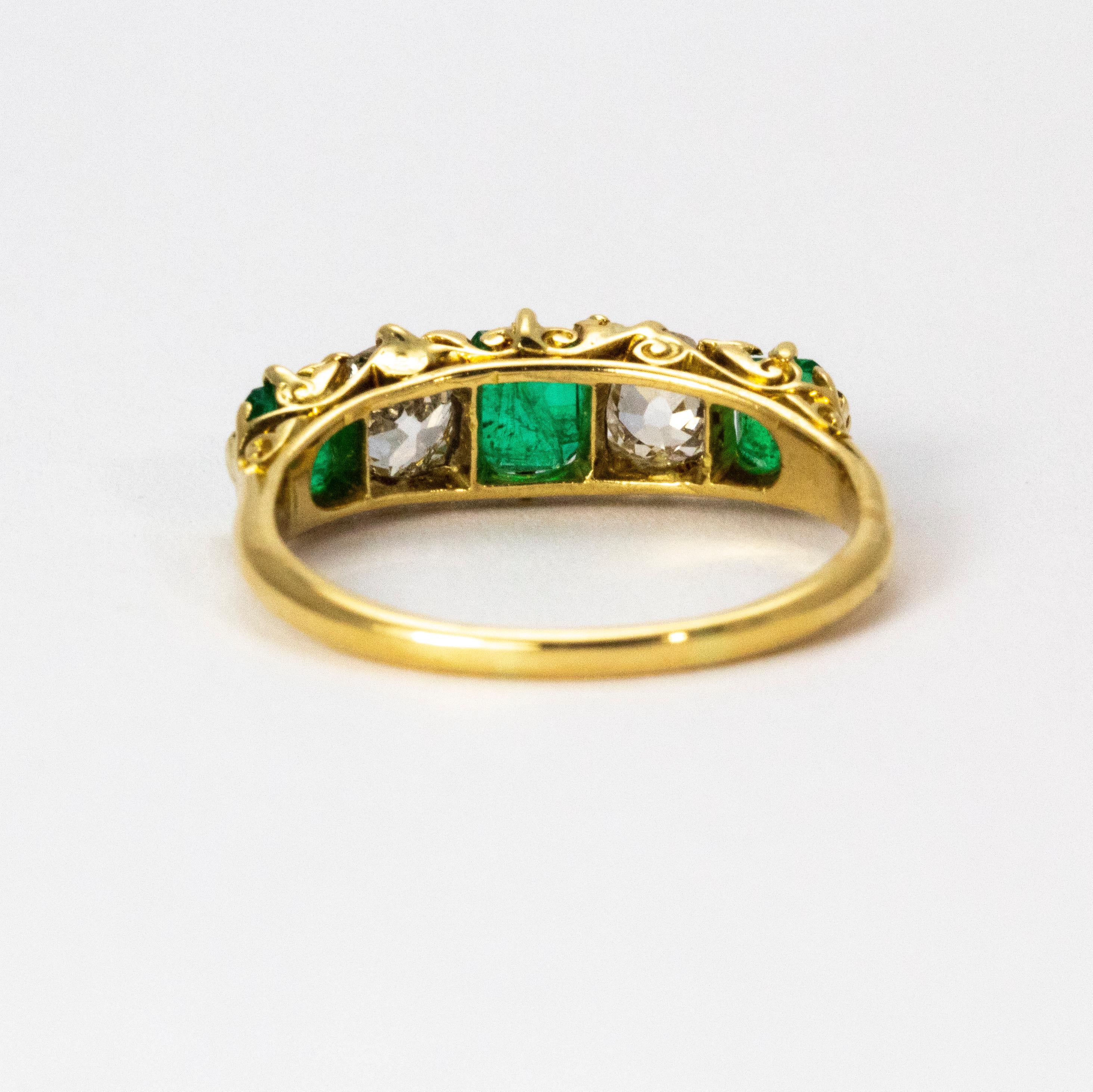 18 carat gold emerald ring