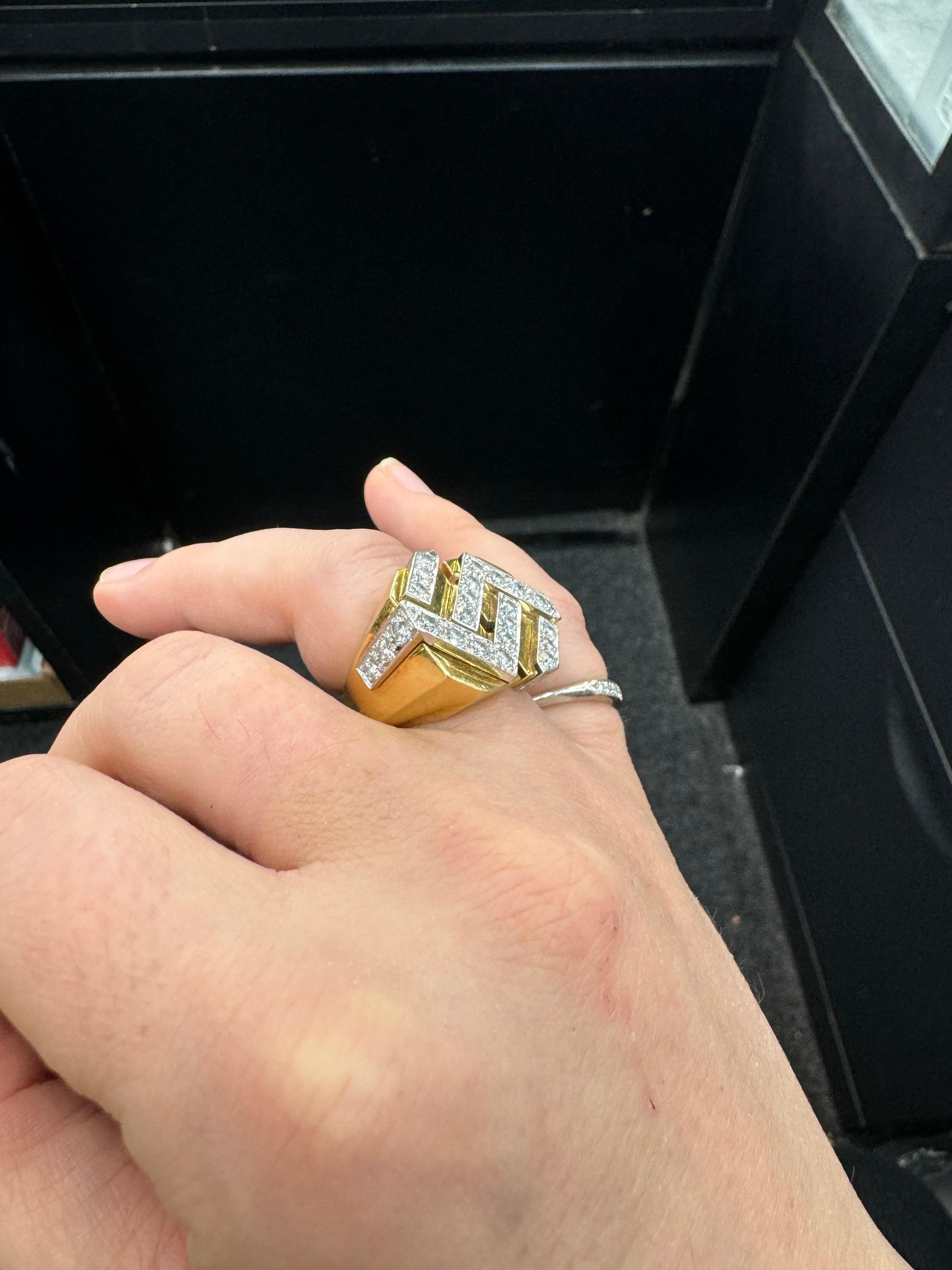 Vintage 18 Karat Yellow Gold Diamond Ring 1.25 Carats 18 Karat Yellow Gold For Sale 5