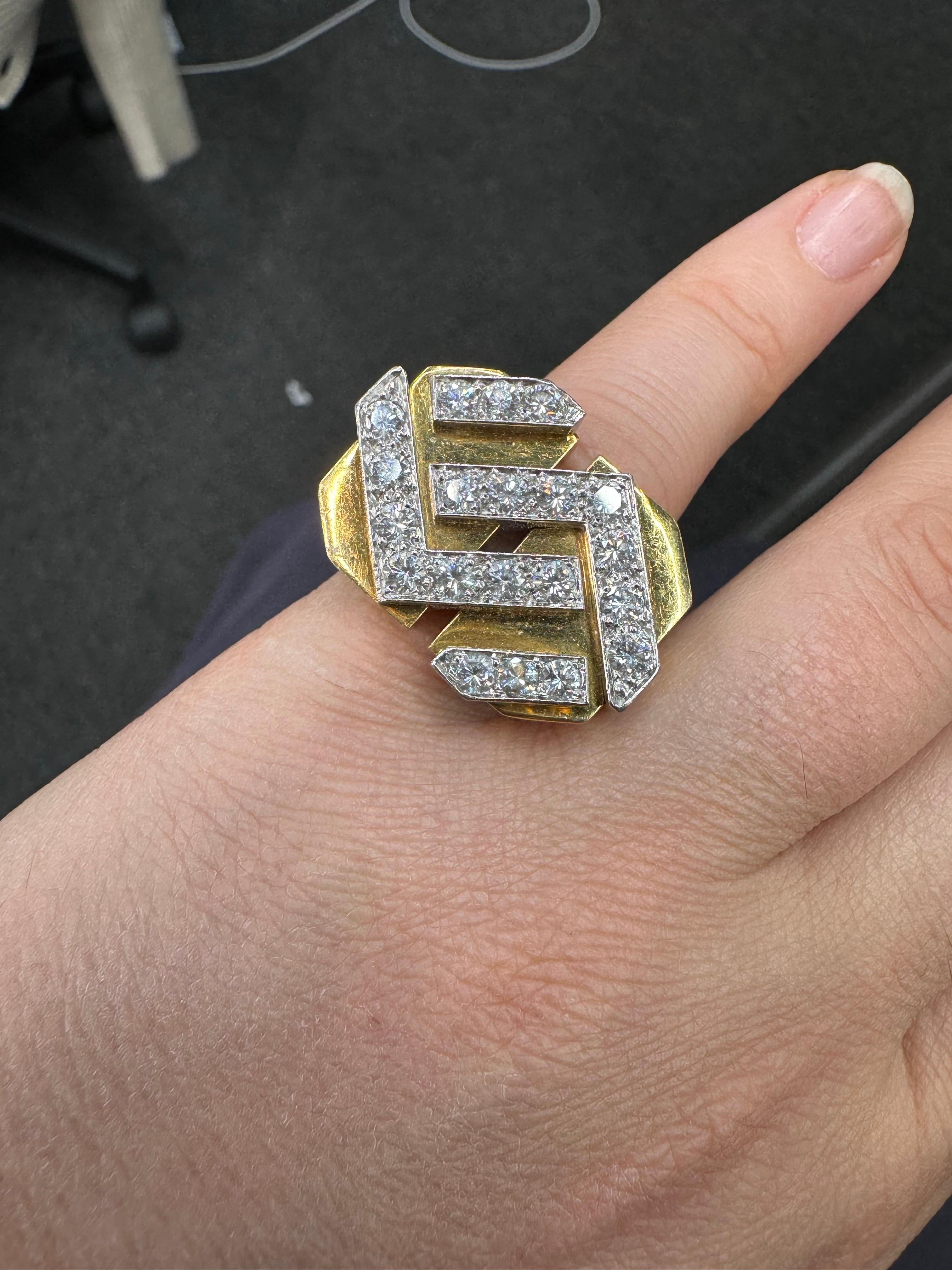 Vintage 18 Karat Yellow Gold Diamond Ring 1.25 Carats 18 Karat Yellow Gold For Sale 1