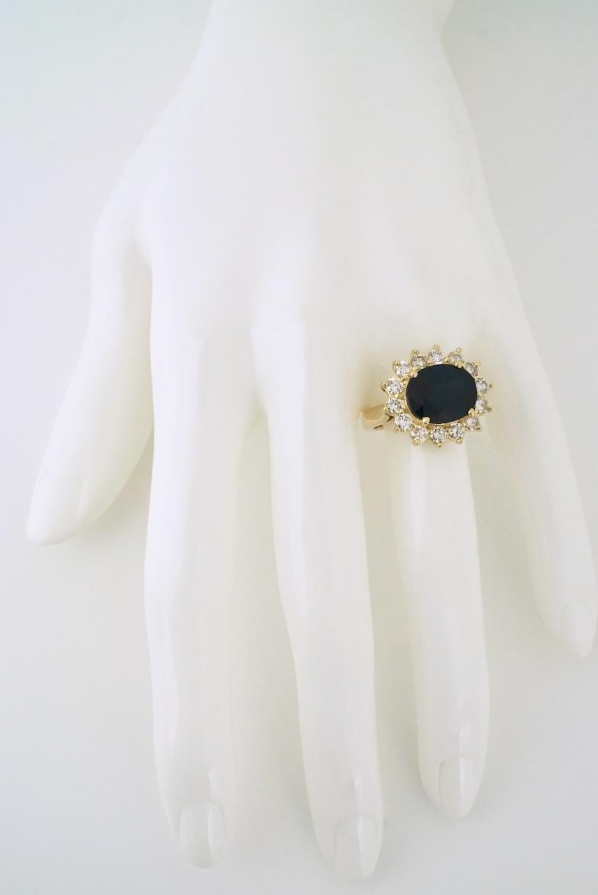 Vintage 18 Karat Yellow Gold Diamond Sapphire Cluster Ring For Sale 1