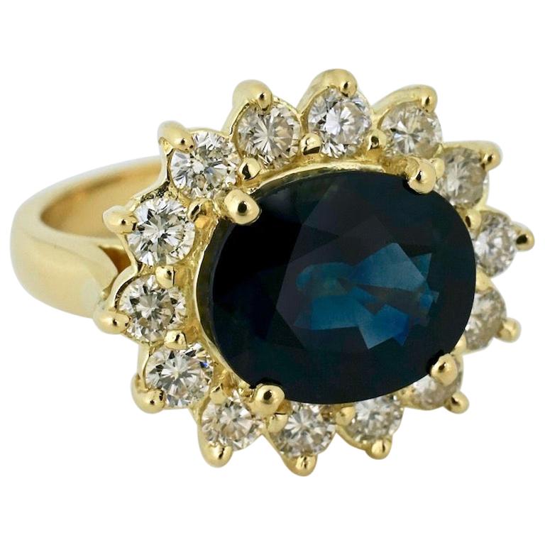 Vintage 18 Karat Yellow Gold Diamond Sapphire Cluster Ring For Sale