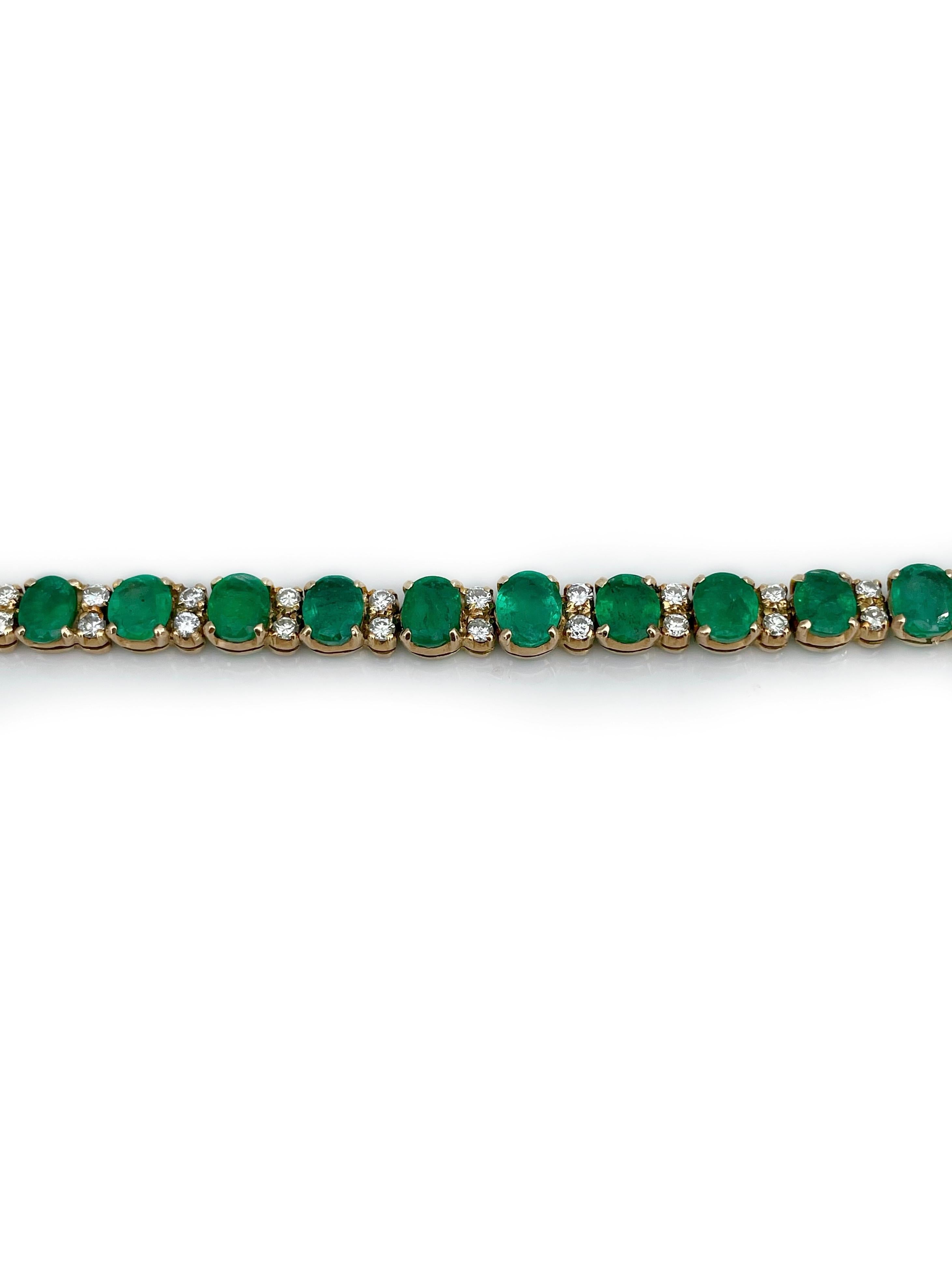 This is an amazing vintage tennis bracelet crafted in 18K yellow gold. The piece features:
- 33 oval cut emeralds: TW 5.80ct, vslbG 5/4, SI-P1
- 66 round brilliant cut diamonds: TW 0.45ct, RW-W, VS-SI

Has a safe closure. 

Weight: 8.31g
Length: