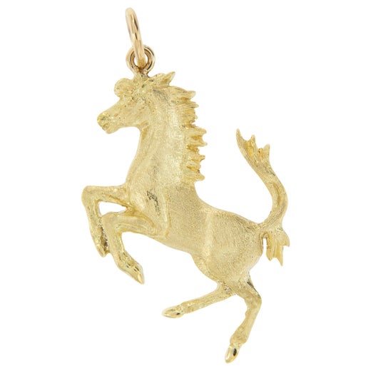 Vintage 18 Karat Yellow Gold Ferrari Prancing Horse Pendant at 1stDibs | ferrari  pendant