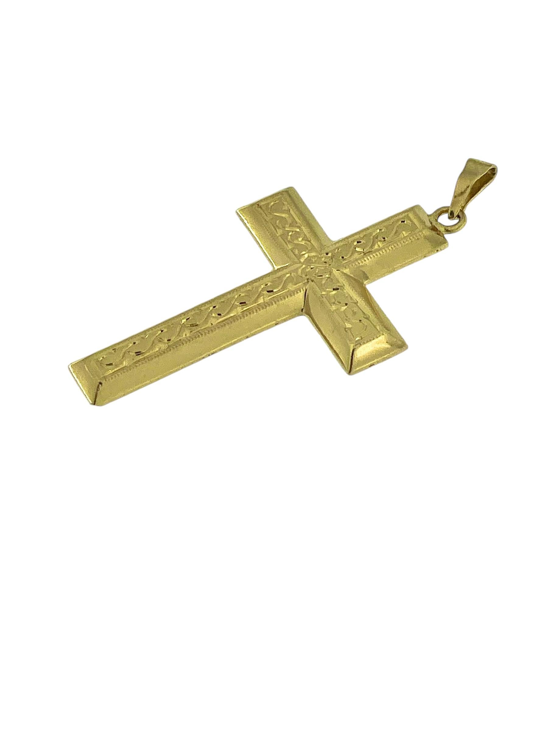 Französisches Kreuz aus 18 Karat Gelbgold im Vintage-Stil im Zustand „Gut“ im Angebot in Esch sur Alzette, Esch-sur-Alzette