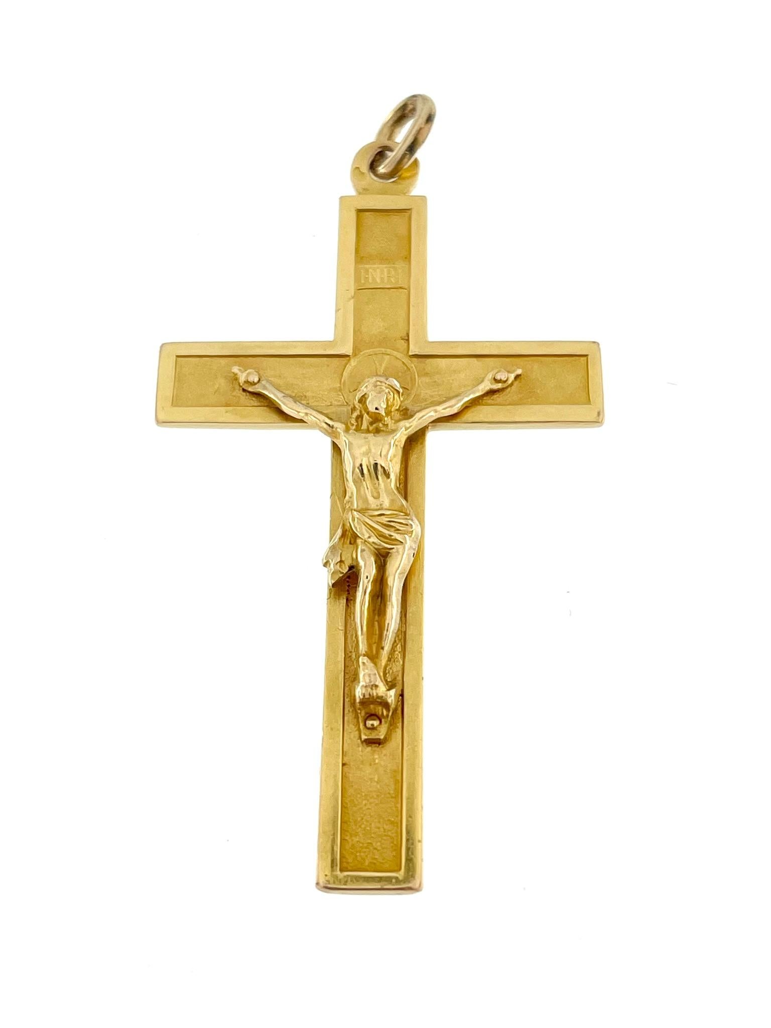 18 karat gold crucifix