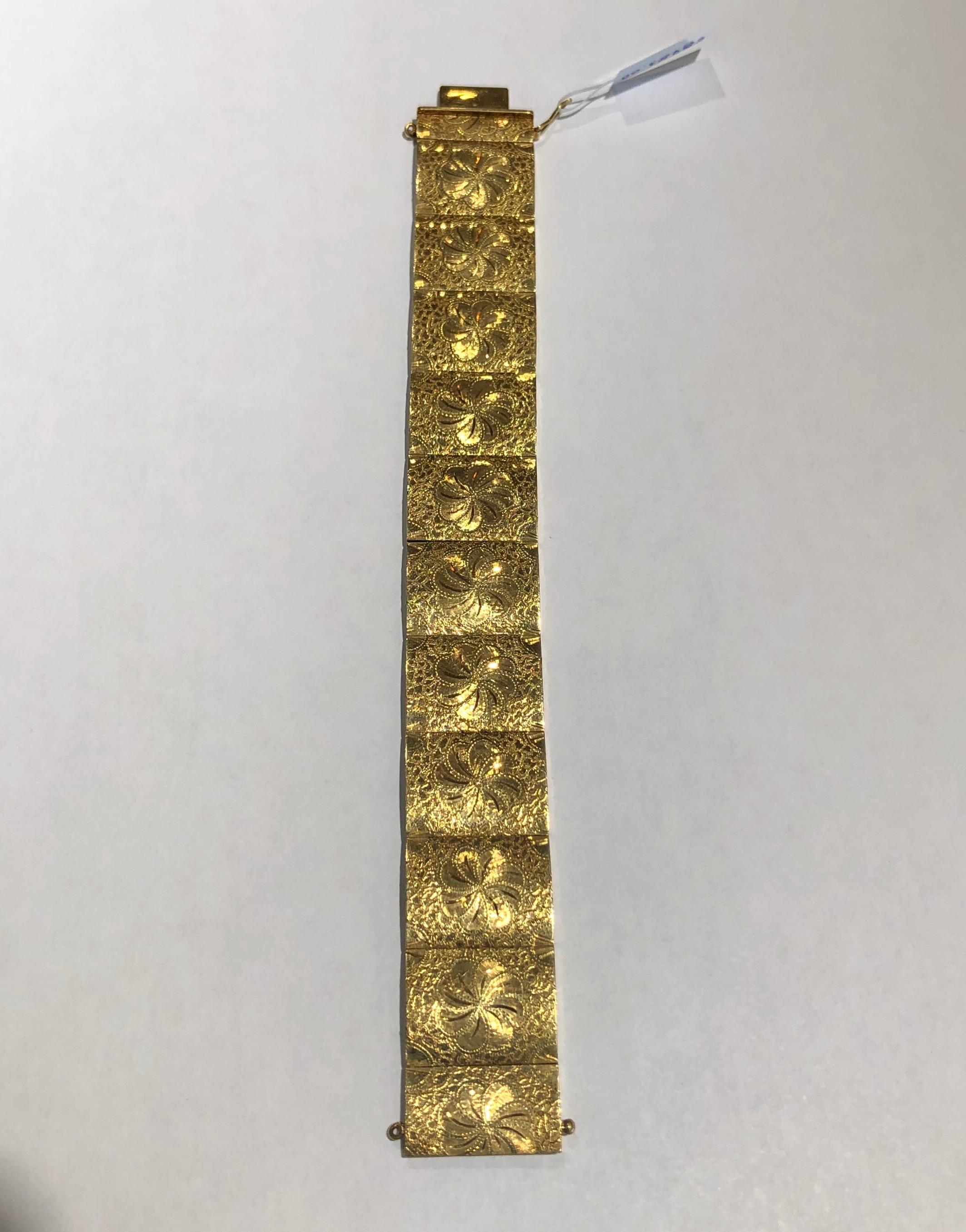 Bracelet vintage gravé à la main en or jaune 18 carats Unisexe en vente