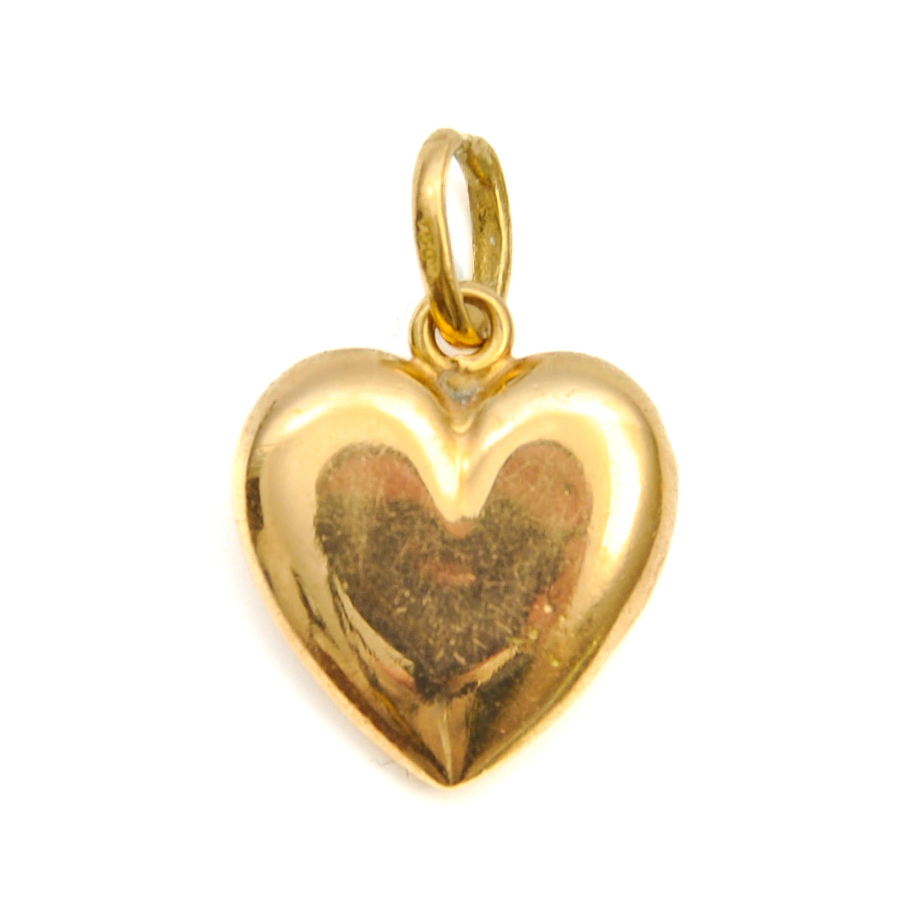 18 karat gold heart necklace