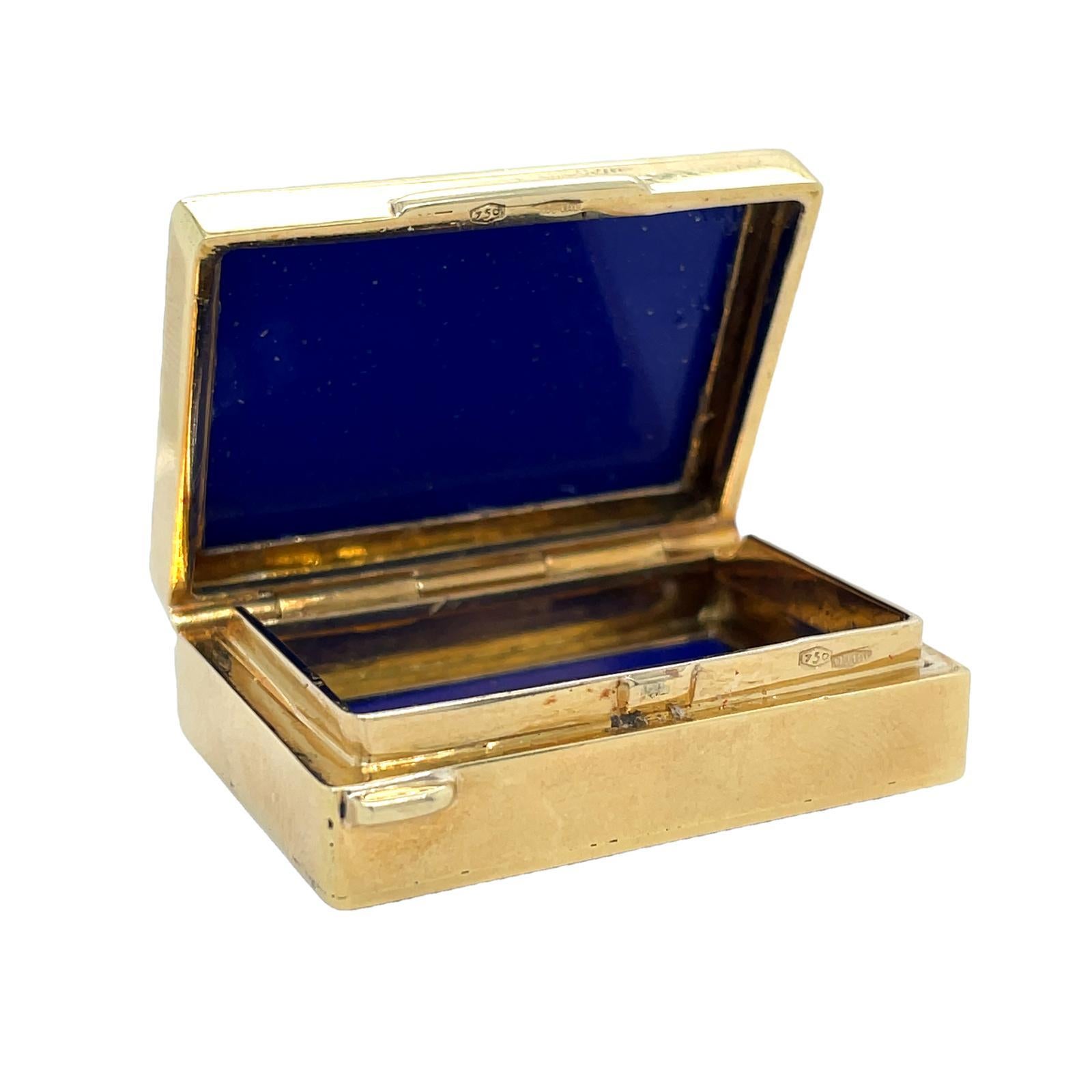 Rétro Boîte à pilules vintage en or jaune 18 carats et lapis-lazuli en vente