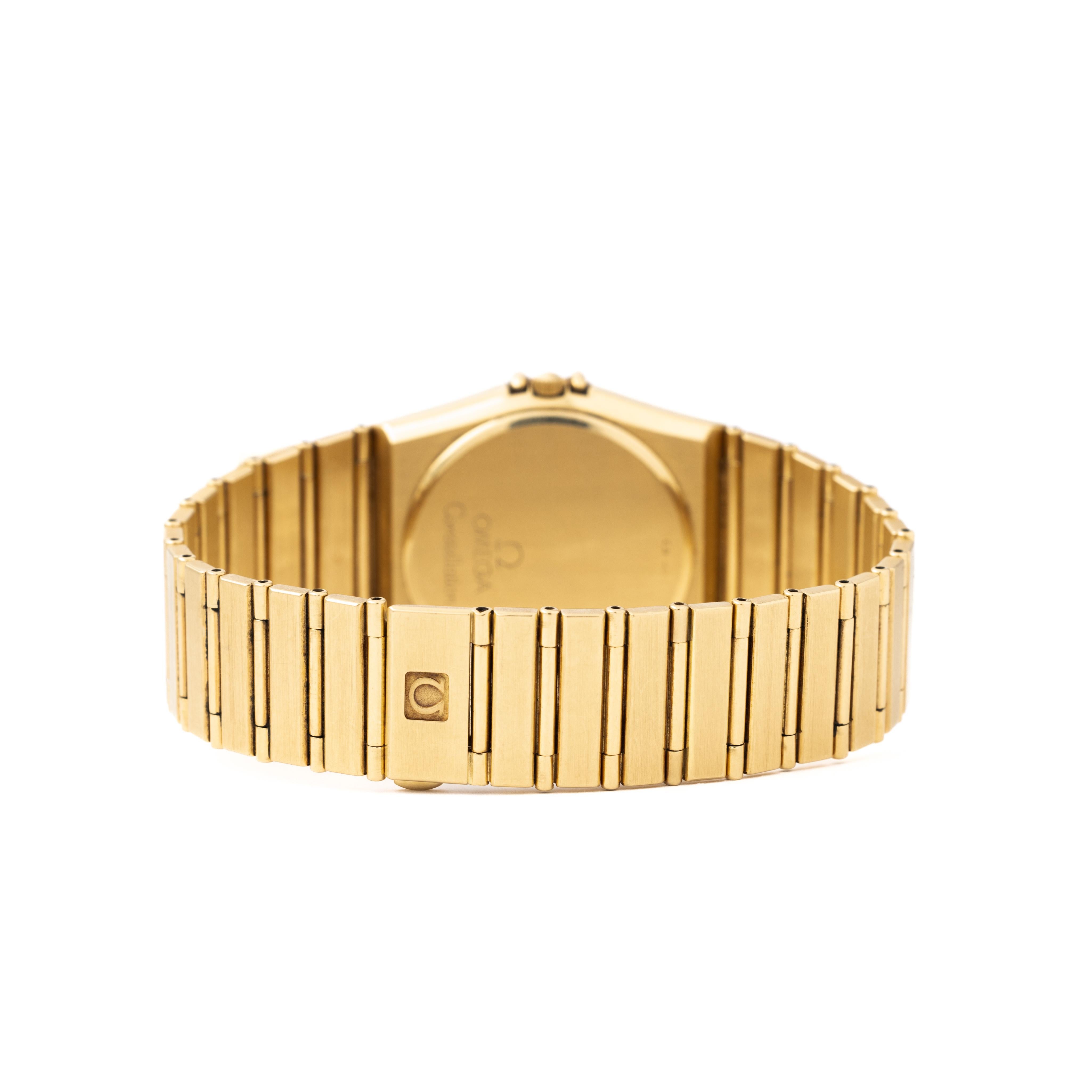 Vintage 18 Karat Yellow Gold Omega Constellation 34mm Lapis Dial Diamond Bezel In Good Condition In New York, NY