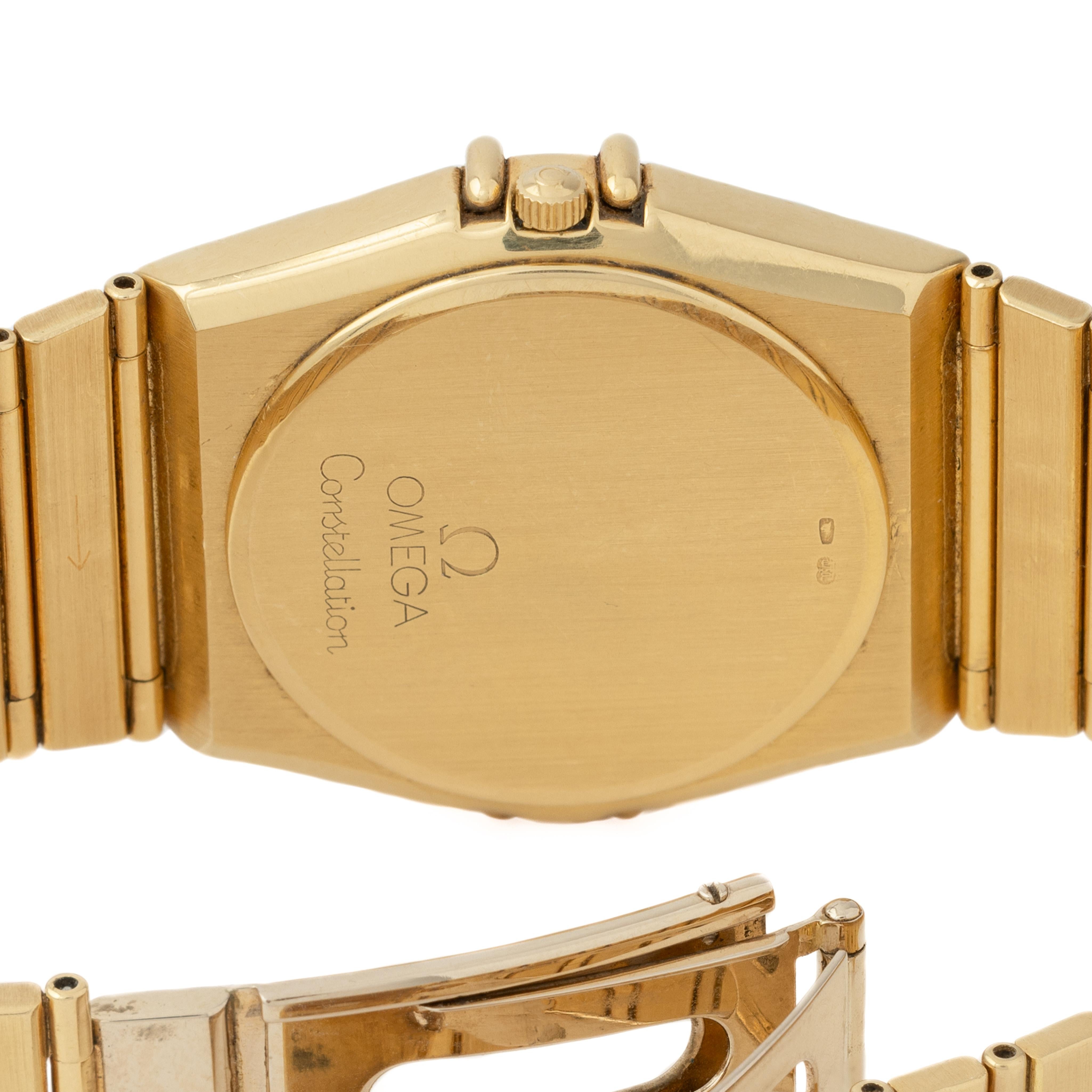 Women's or Men's Vintage 18 Karat Yellow Gold Omega Constellation 34mm Lapis Dial Diamond Bezel