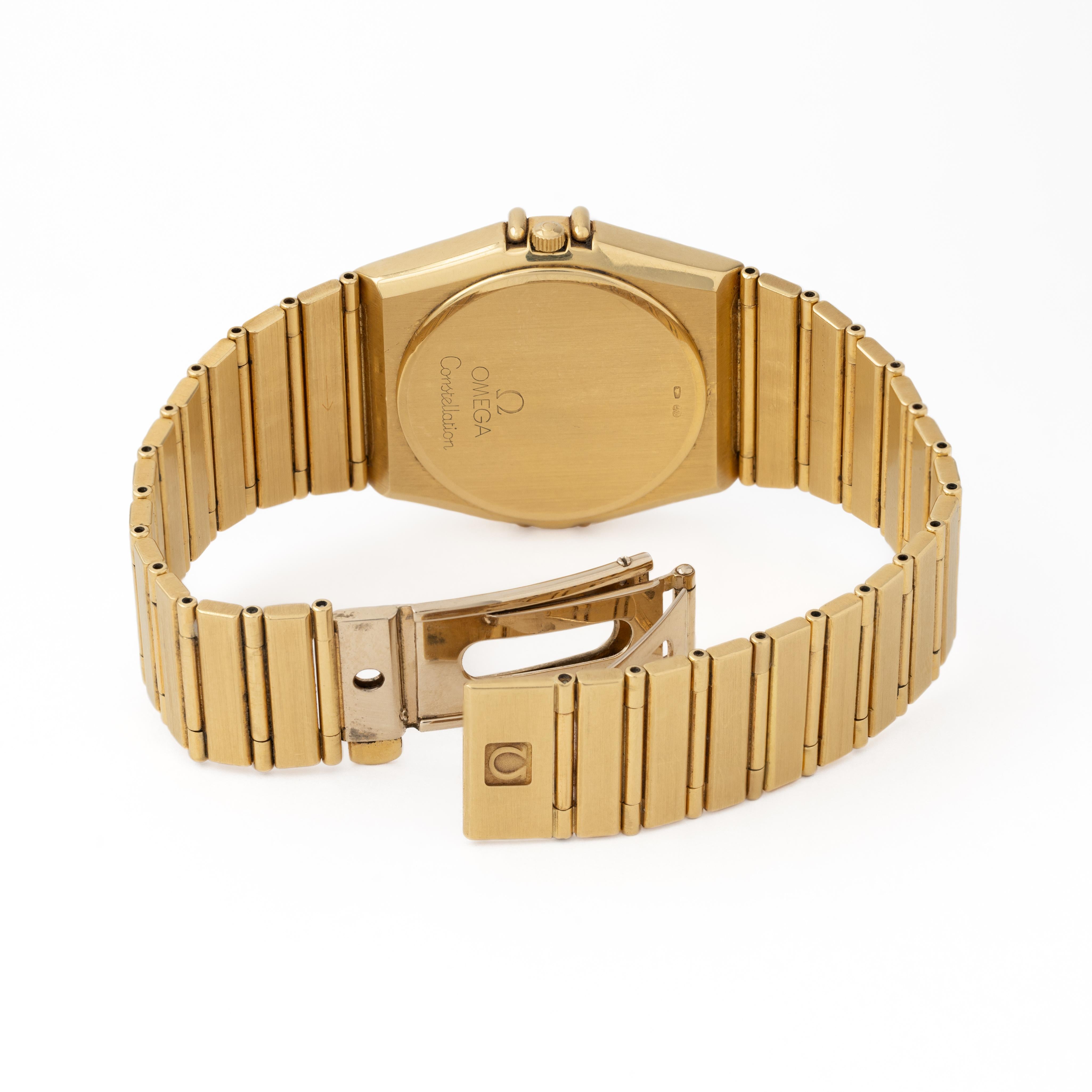 Vintage 18 Karat Yellow Gold Omega Constellation 34mm Lapis Dial Diamond Bezel 1