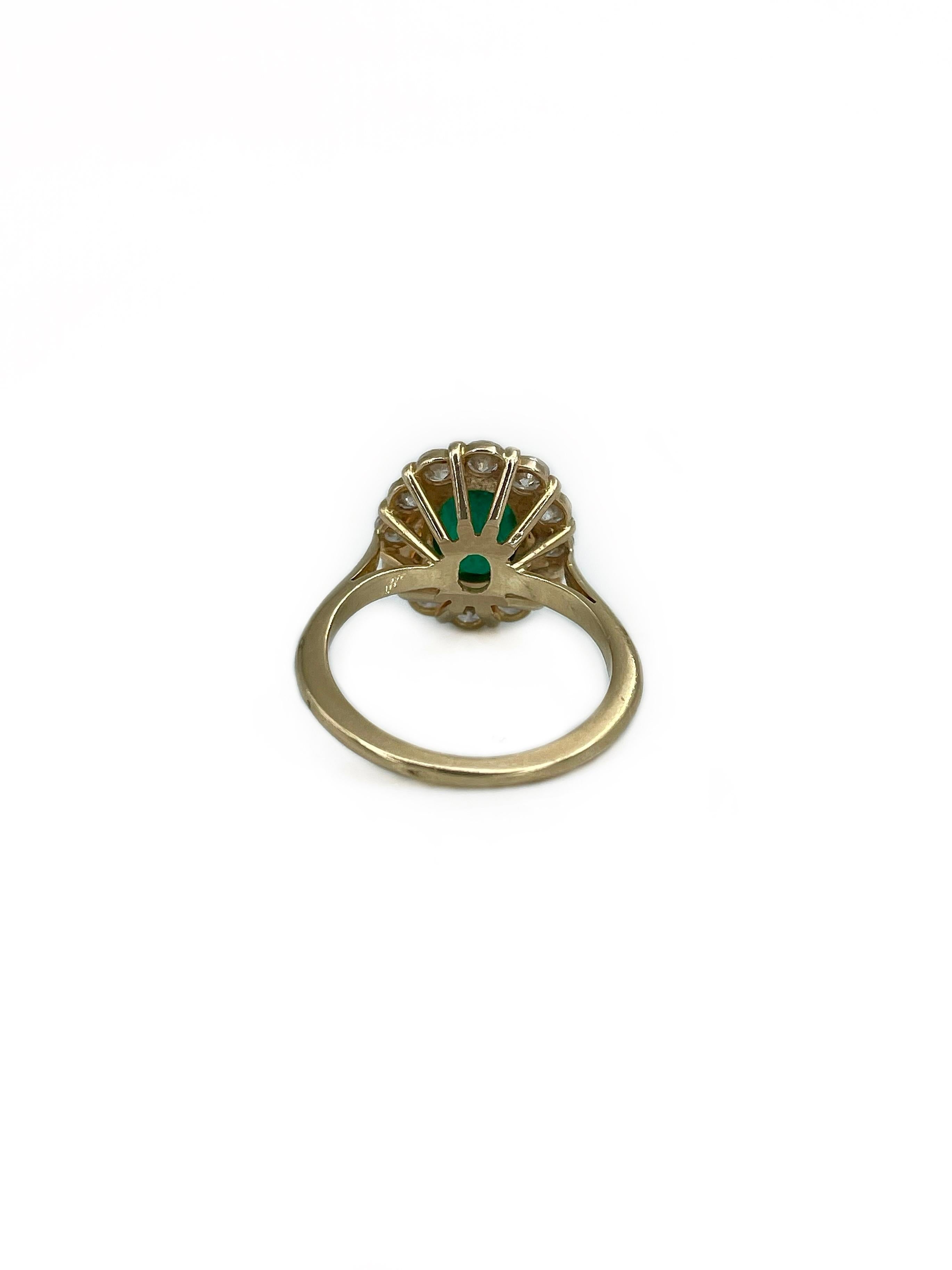 Vintage 18 Karat Gold 0.80 Carat Emerald 1.10 Carat VS Diamond Cluster Ring In Good Condition For Sale In Vilnius, LT