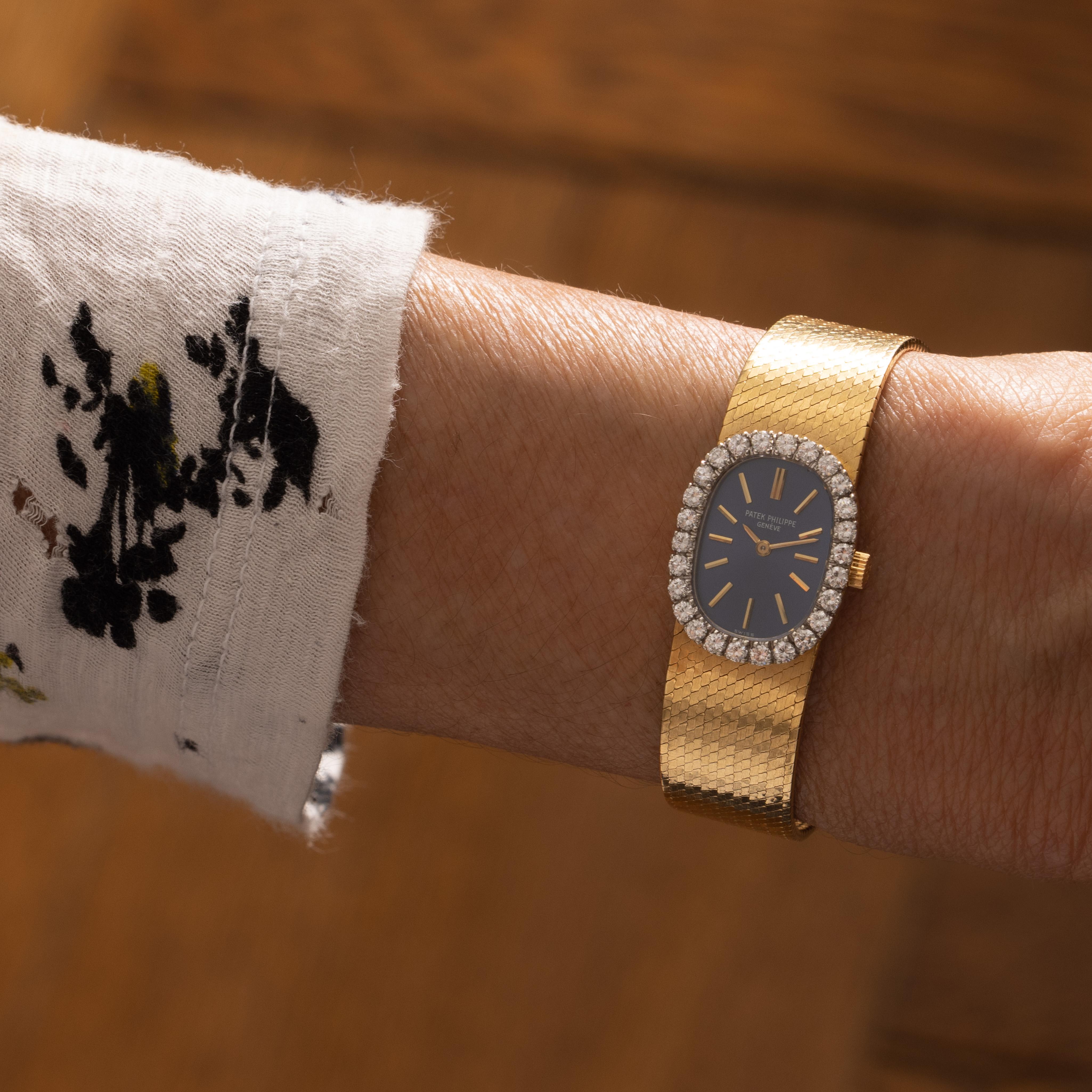 Vintage 18 Karat Yellow Gold Patek Philippe Ellipse Diamond Model 3377 / 1 2