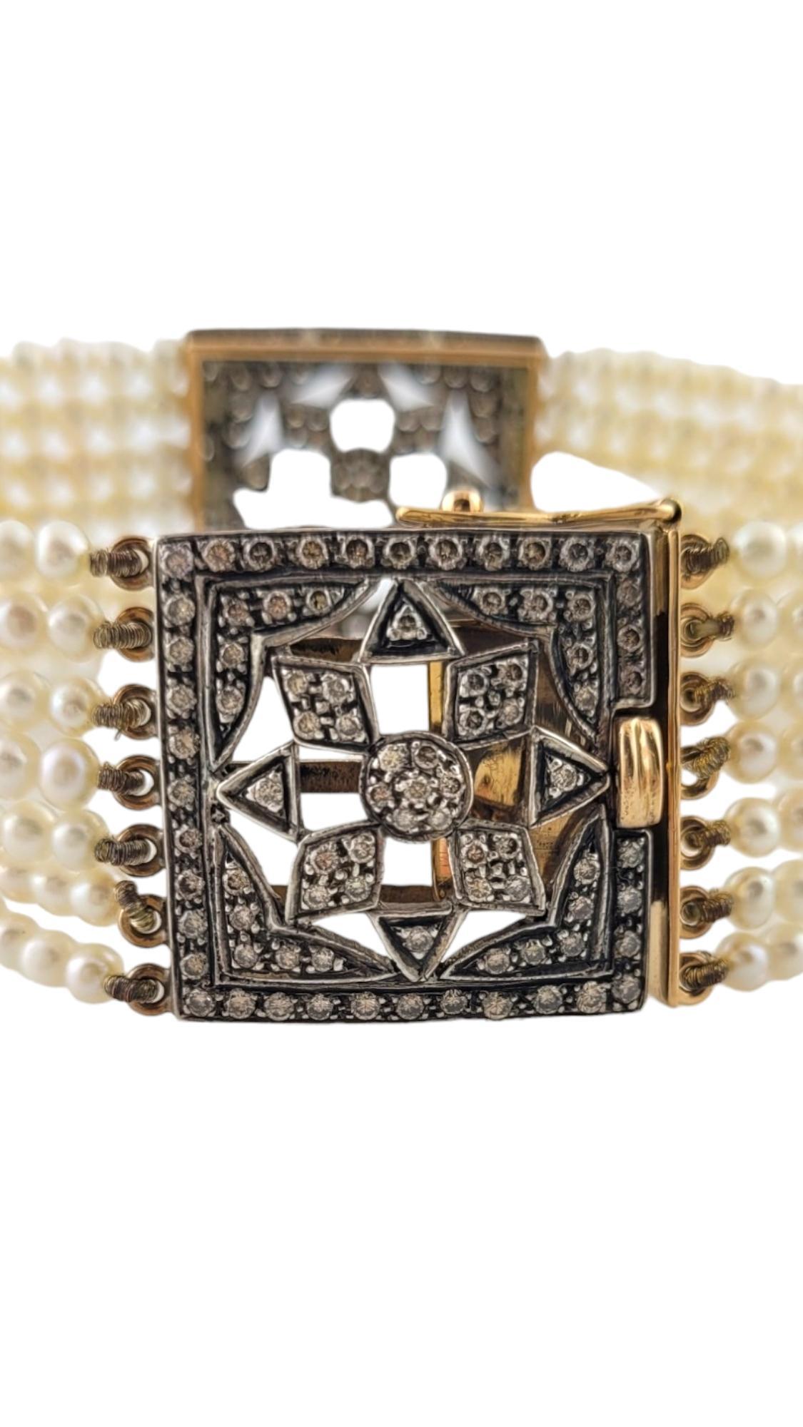 Armband aus 18 Karat Gelbgold mit Perlen und Diamanten #16958, Vintage im Zustand „Gut“ im Angebot in Washington Depot, CT