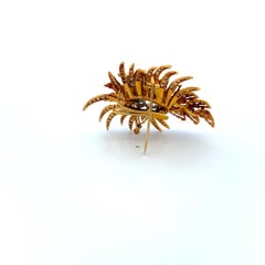 Vintage 18 Karat Yellow Gold Pin Brooch 3 Carat Diamonds and 0.8 Carat Sapphire