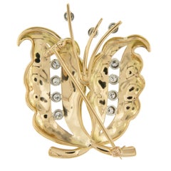 Vintage 18 Karat Yellow Gold and Platinum Oak Leaf Brooch with Diamonds