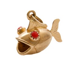 Vintage 18 Karat Yellow Gold Pufferfish Fish Charm Pendant