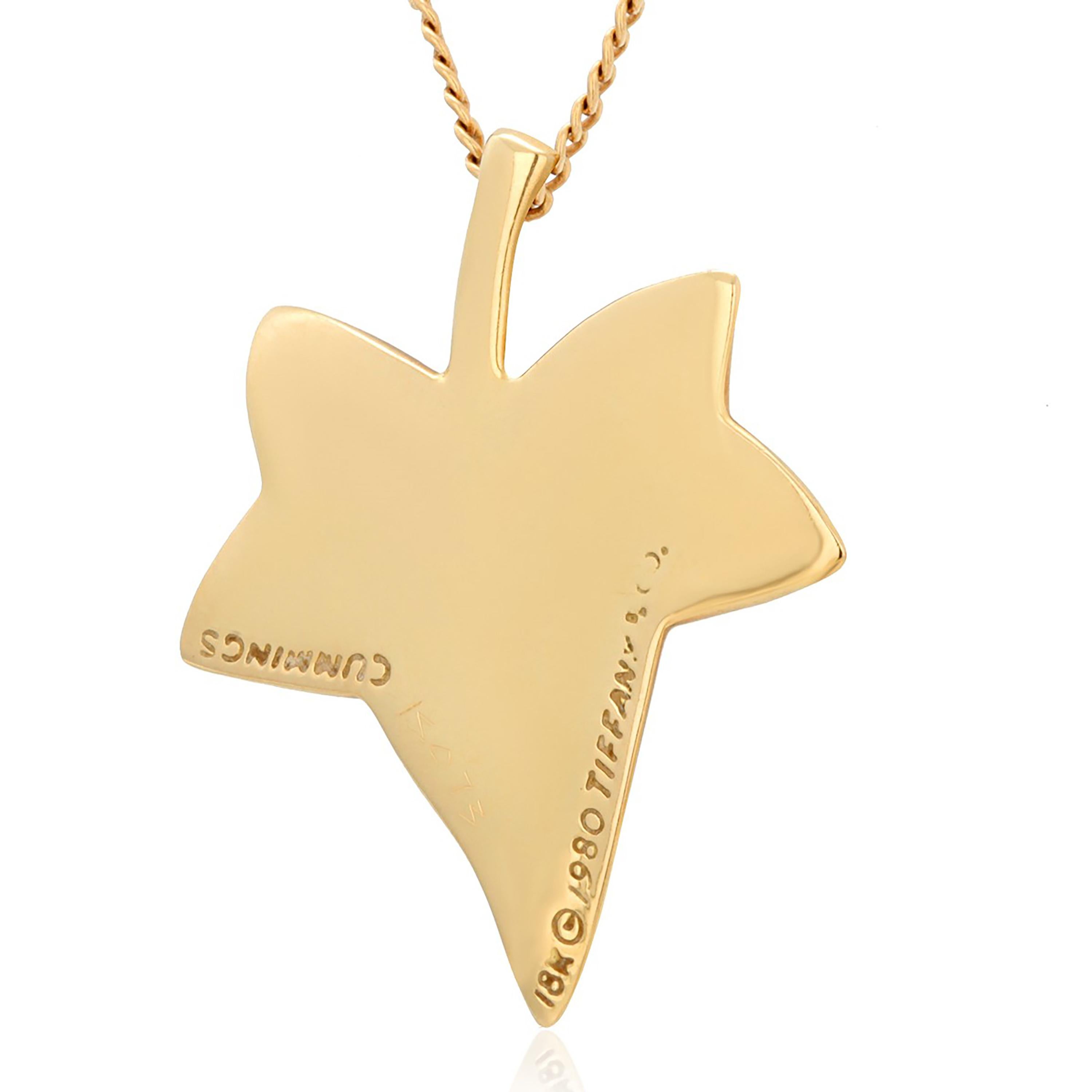 Vintage 18 Karat Yellow Gold Rare Tiffany & Co Angela Cummings Leaf Pendant Neck For Sale 1