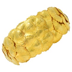 Vintage 18 Karat Yellow Gold Repoussé Geranium Leaf Floral Vintage Cuff Bracelet