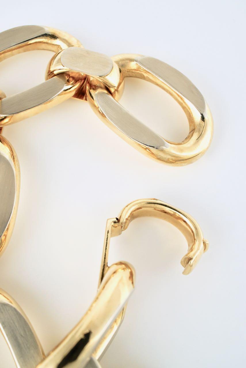 Women's or Men's Vintage 18 Karat Yellow Gold Retro Italian Oval Link Bracelet, 1960s