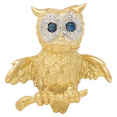 Vintage 18 Karat Yellow Gold Sapphire Diamond Whimsical Owl Bird Brooch