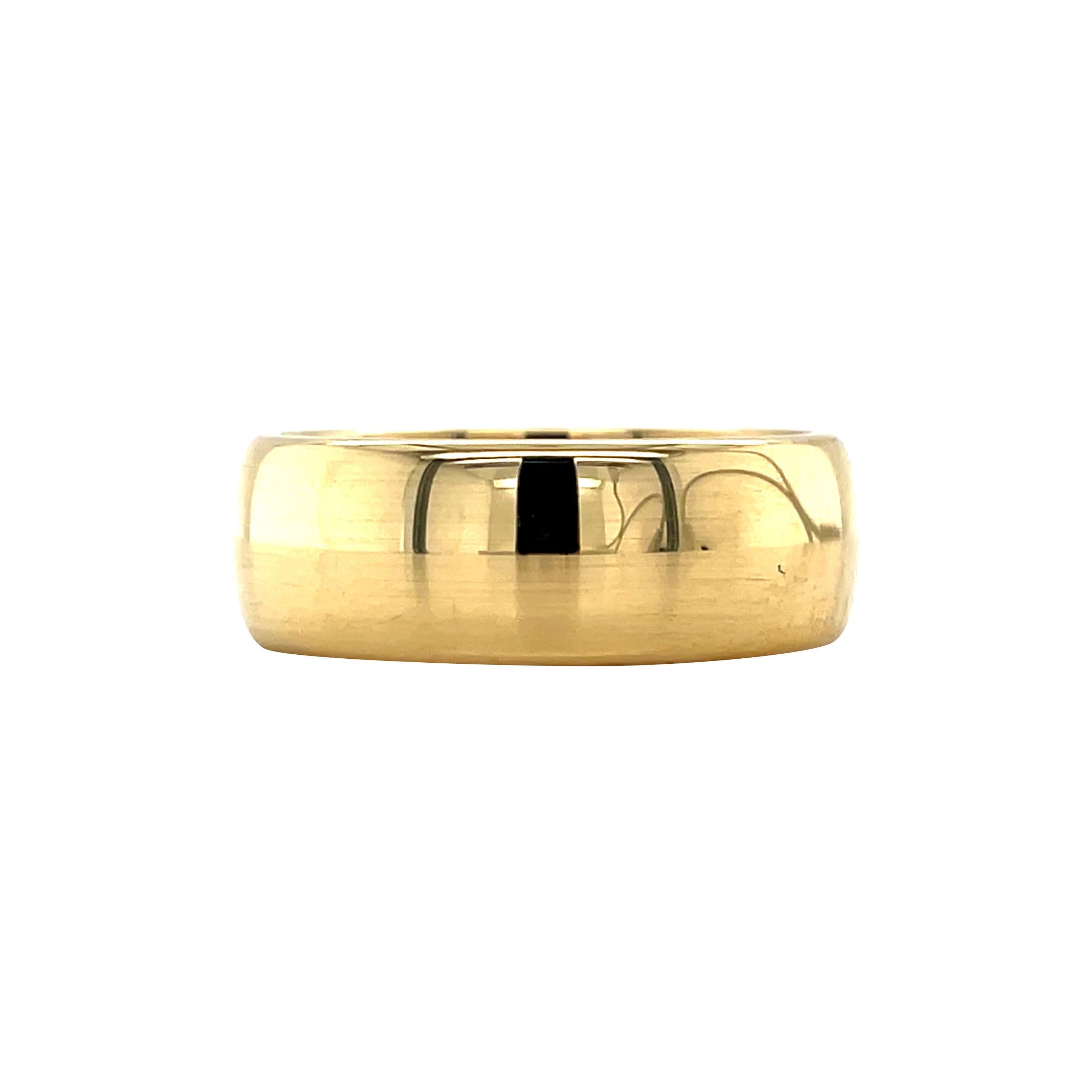 Dieser Ring ist köstlich dick und butterweich und der perfekte Alltagsring. Ob als Ehering, als Stapelring oder als Statement-Ring, dieses Band ist für alles bereit. Dieses wunderbare Armband ist aus massivem 18-karätigem Gelbgold gefertigt und