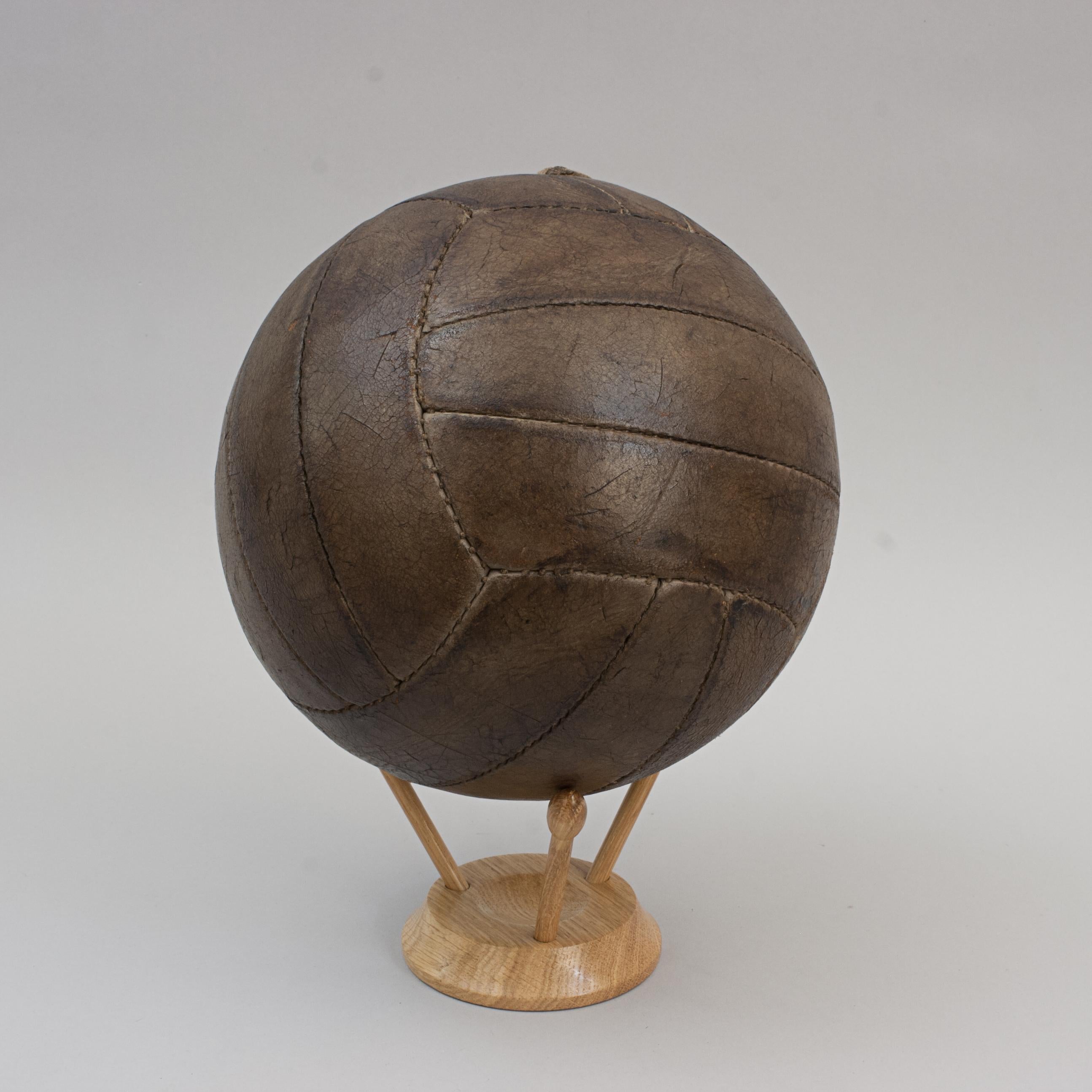 Vintage 18 Panel Lace Up Leather Football. In Good Condition In Oxfordshire, GB