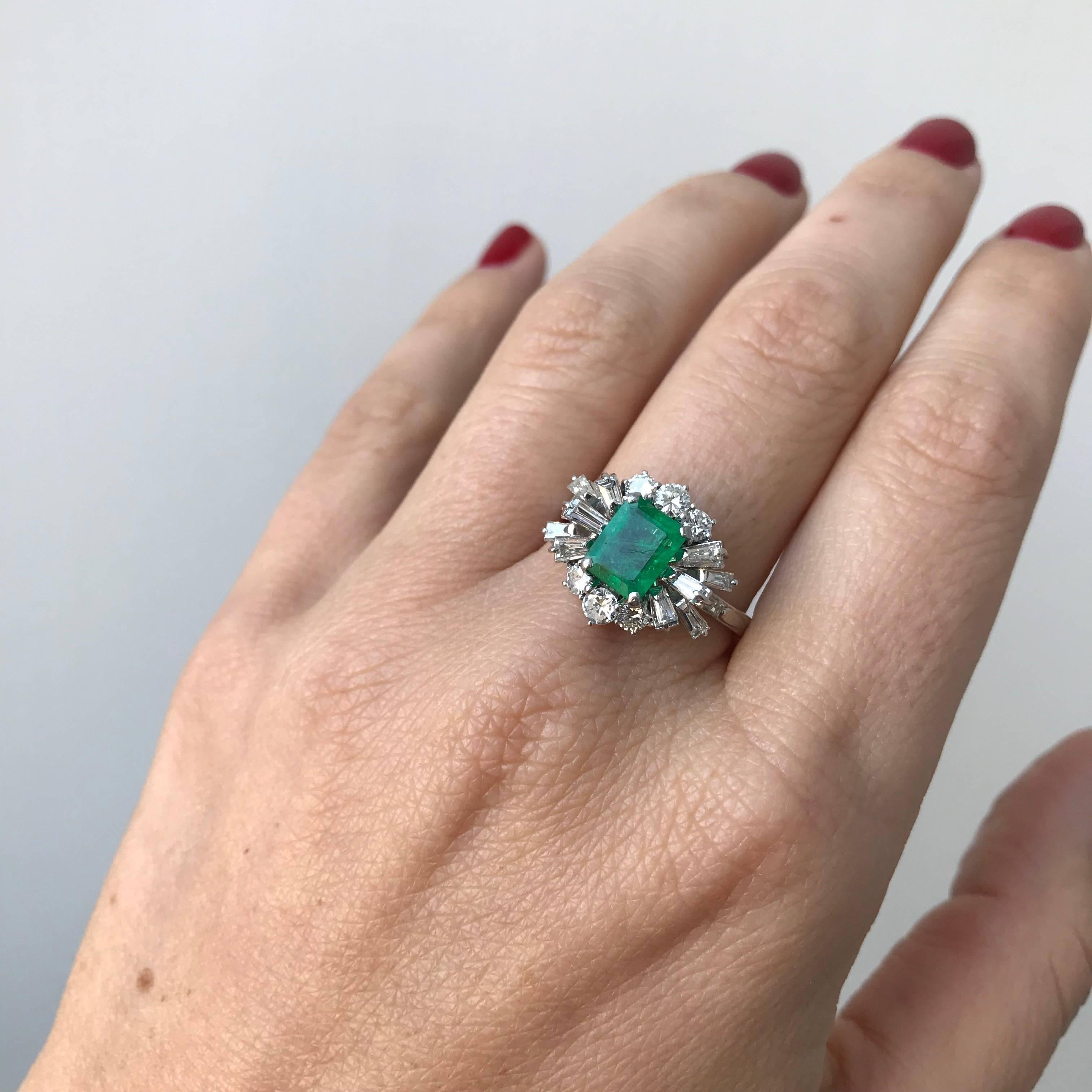 Vintage 1.80 Carat Colombian Emerald Diamond Gold Ring 4