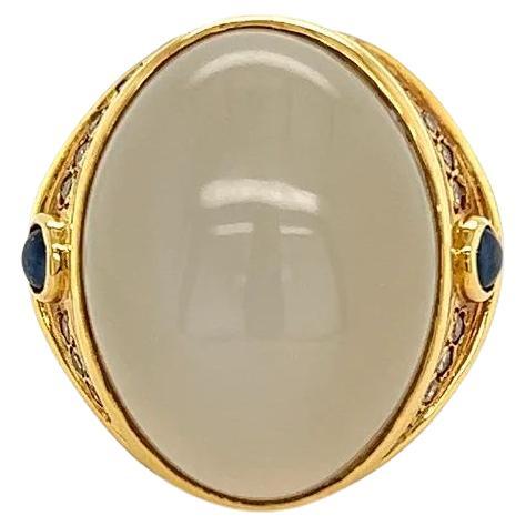 Vintage 18.16 Carat Moonstone Sapphire and Diamond Cocktail Ring For Sale