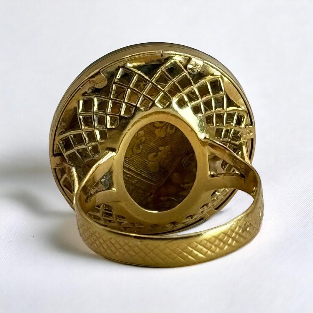 Women's or Men's Vintage 1818 Louis XVIII 20 Francs 21K Gold Coin Ring For Sale