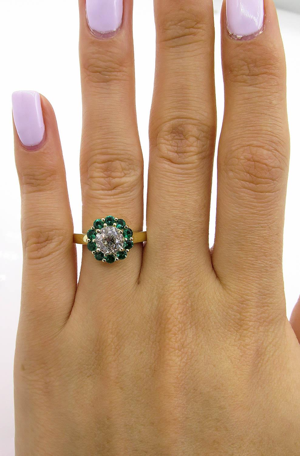Vintage 1.82 Carat Old European Diamond Cluster Wedding Yellow Gold Ring For Sale 8