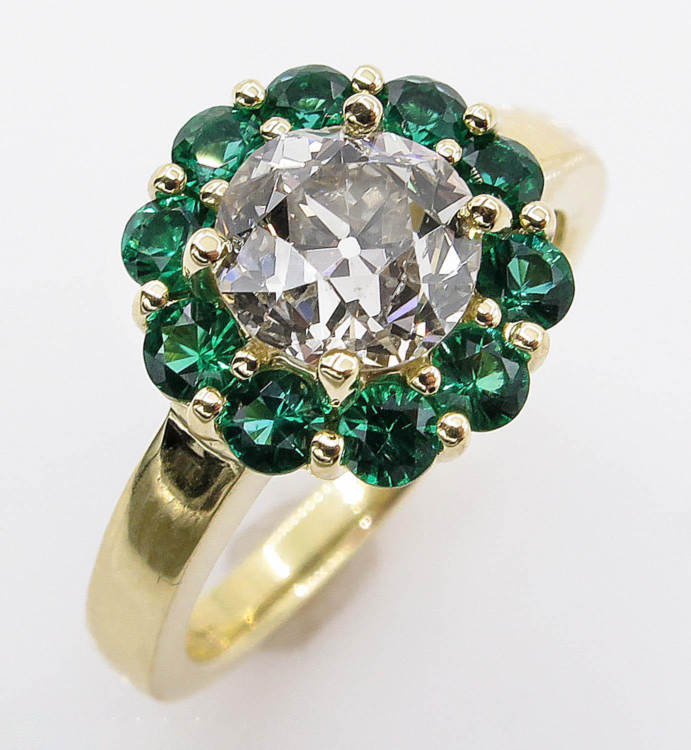 Bague de mariage vintage en or jaune avec grappe de diamants taille vieille Europe de 1,82 carat Bon état - En vente à New York, NY