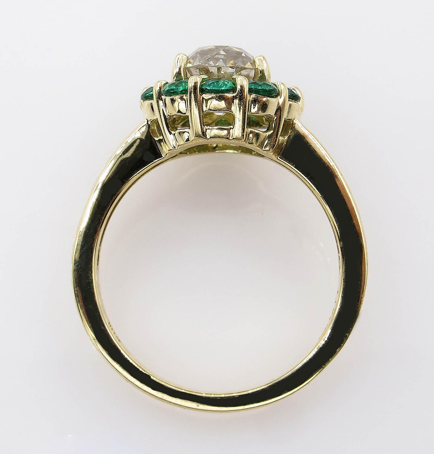 Bague de mariage vintage en or jaune avec grappe de diamants taille vieille Europe de 1,82 carat en vente 2
