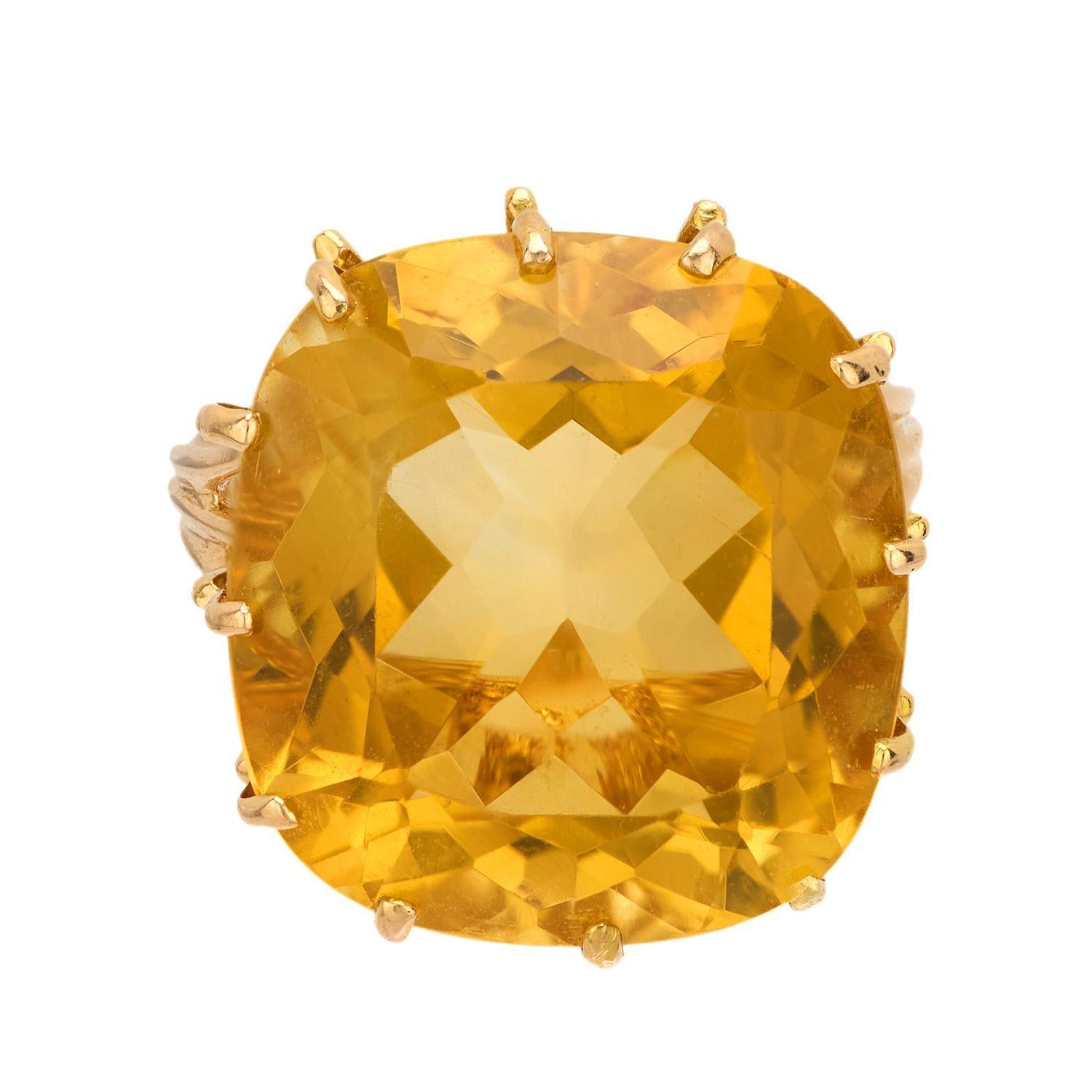 Moderno Anello cocktail d'epoca in oro giallo 18k con citrino taglio cuscino da 18,20 carati in vendita