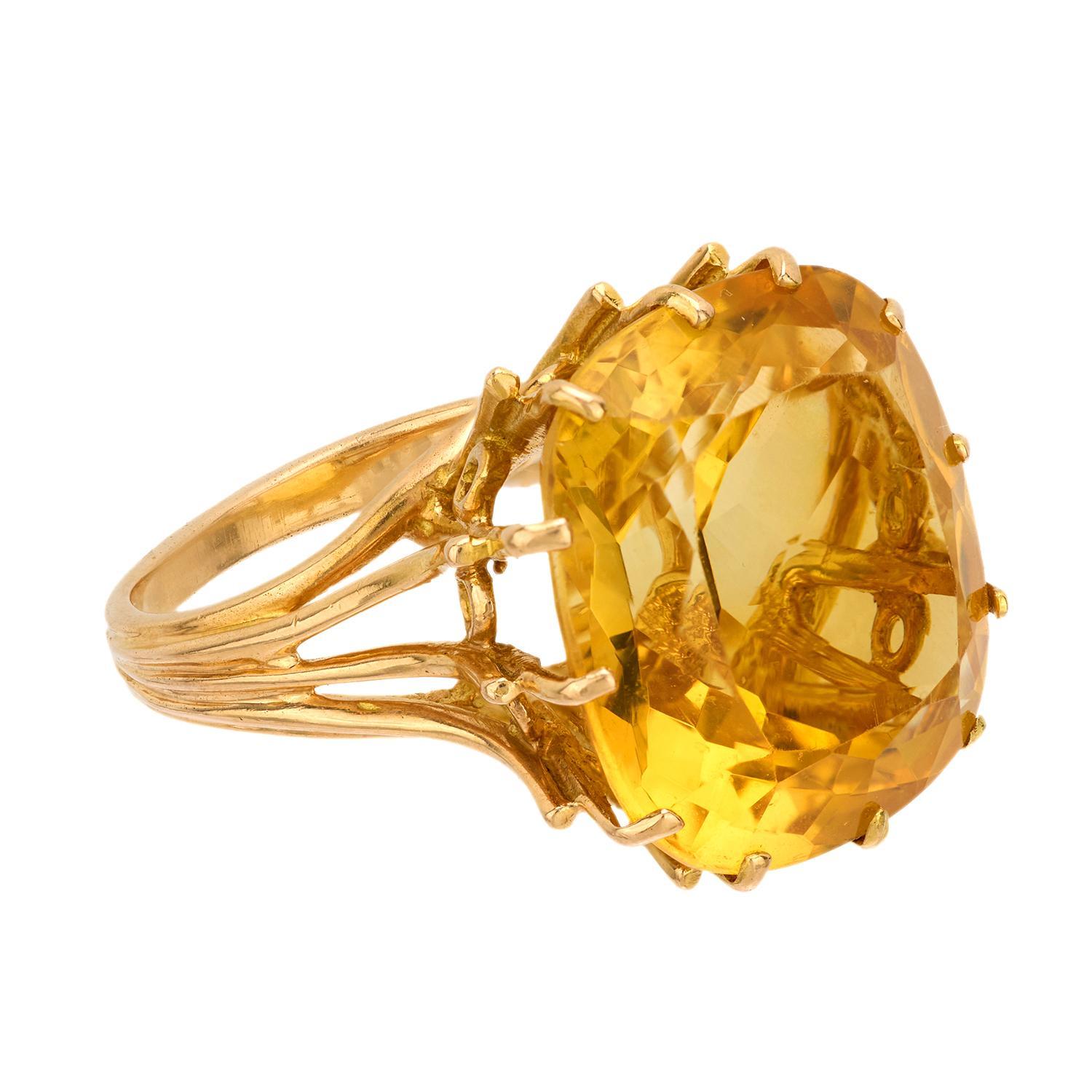 Anello cocktail d'epoca in oro giallo 18k con citrino taglio cuscino da 18,20 carati In condizioni buone in vendita a Beverly Hills, CA