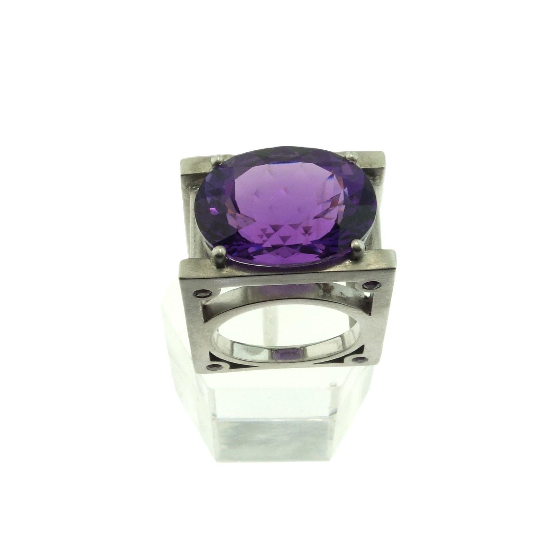 18.22 Carat Amethyst and Sapphire Sterling Silver Architectural Statement Ring For Sale 2