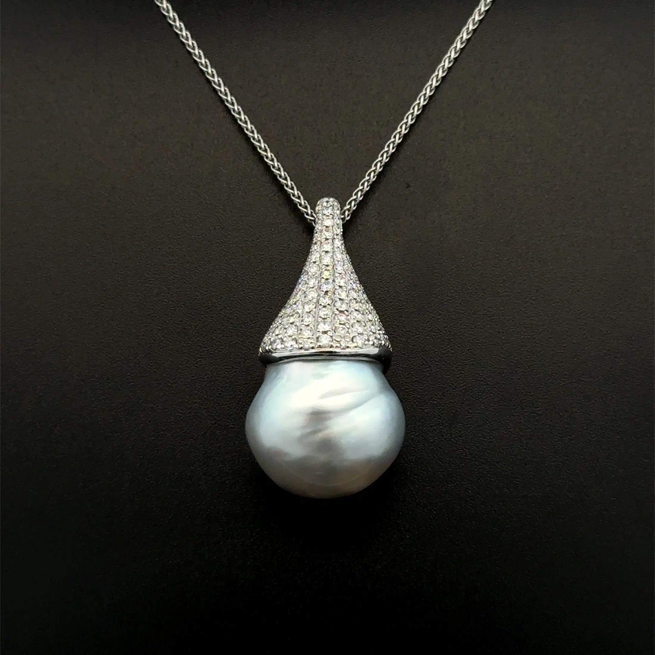 Mixed Cut Vintage 18.25mm Baroque Pearl and Diamond Pave Gold Drop Pendant Necklace For Sale
