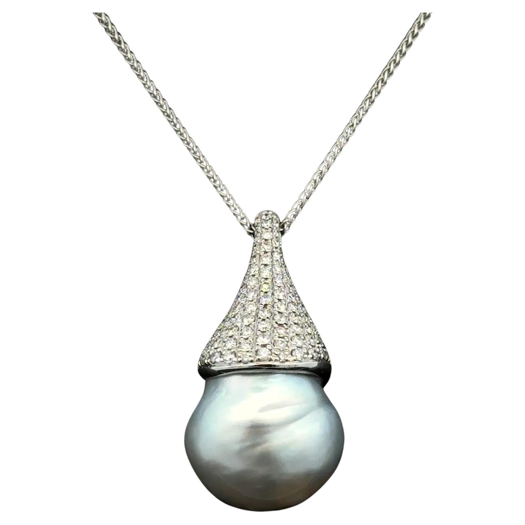 Vintage 18.25mm Baroque Pearl and Diamond Pave Gold Drop Pendant Necklace For Sale