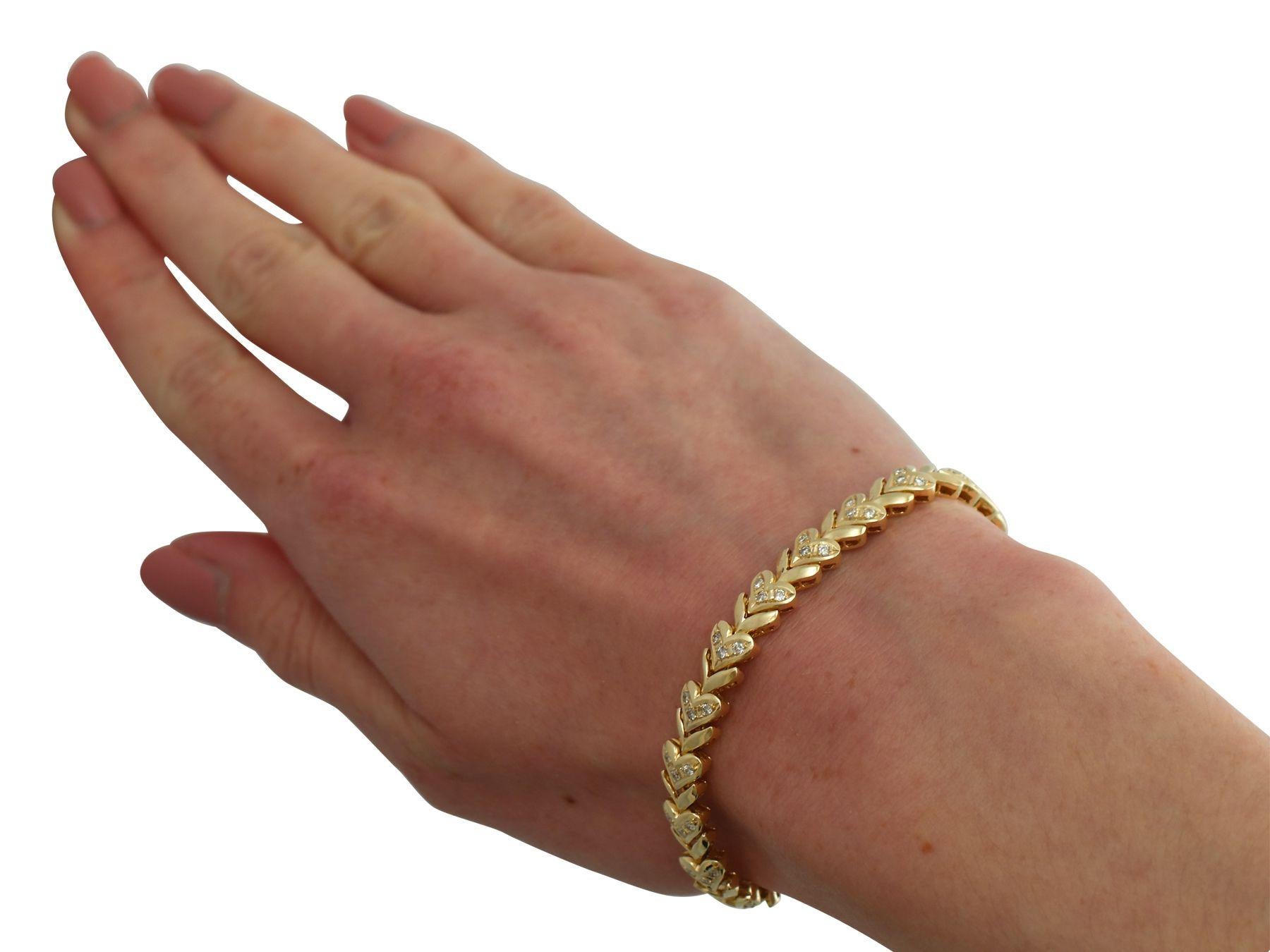 Armband aus Gelbgold mit 1,82 Karat Diamanten im Vintage-Stil, um 1980 im Angebot 5