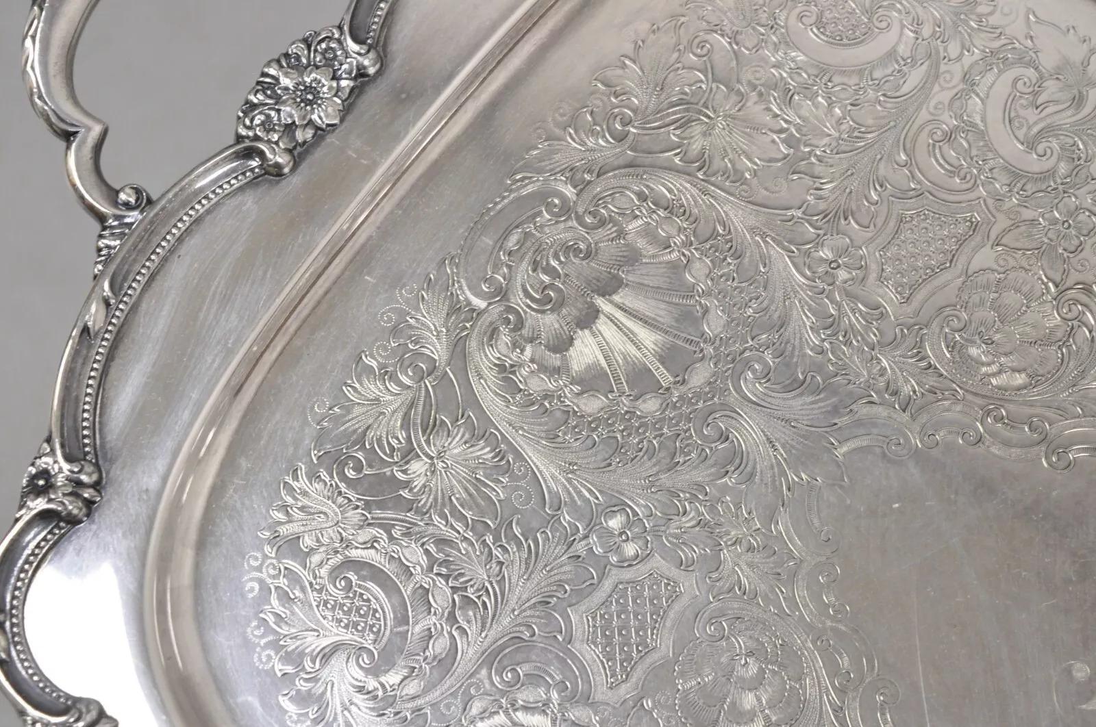 Bandeja de servir chapada en plata Vintage 1847 Rogers Bros Remembrance 9898 siglo XX en venta