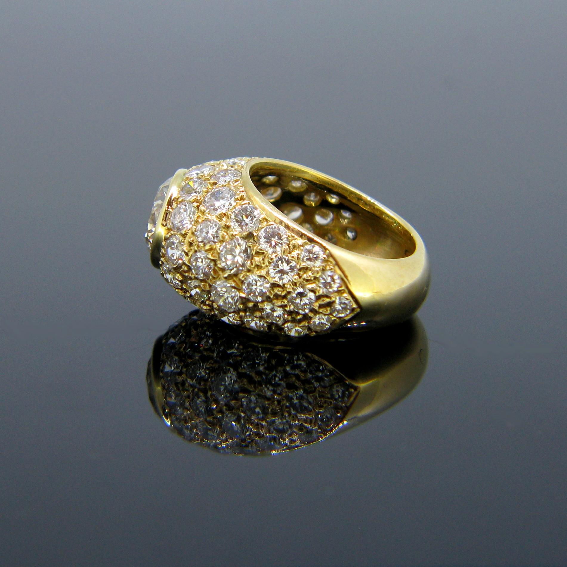 Women's or Men's Vintage 1.85 Carat Diamond Yellow Gold Ring