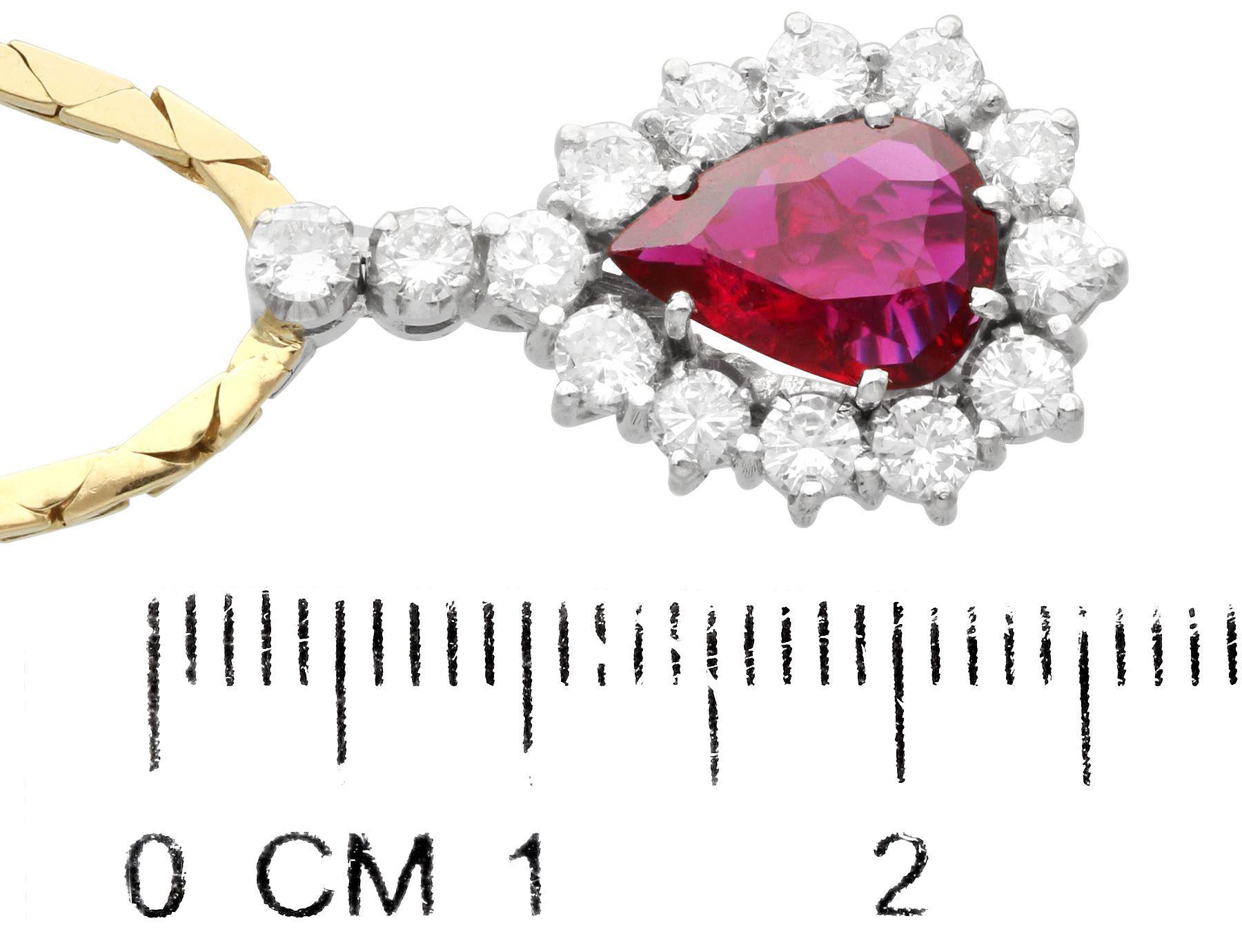 Pendentif vintage en or blanc 18 carats, rubis 1,86 carat et diamants 1,40 carat Unisexe en vente