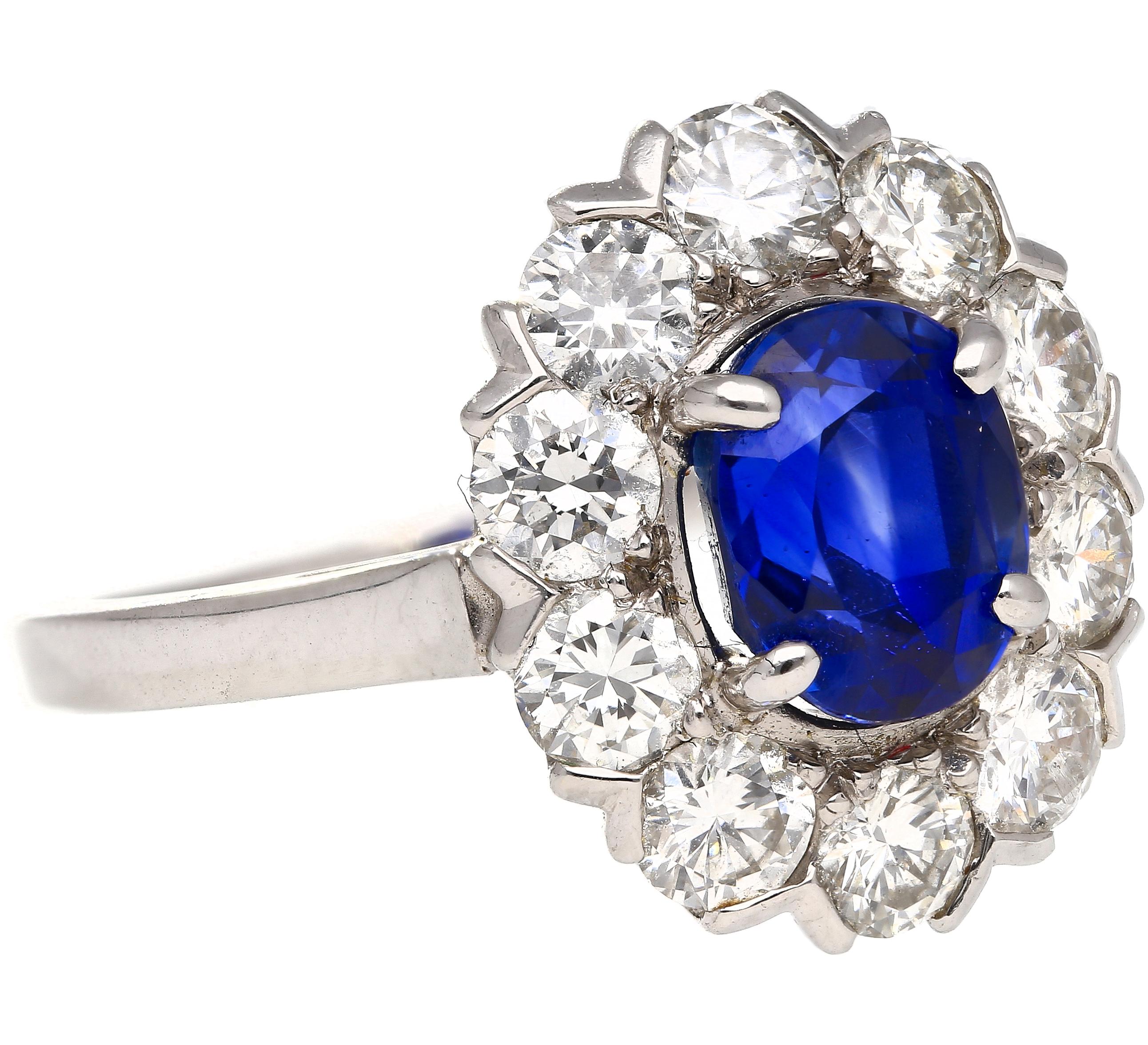 Vintage 1.88 Carat No Heat Oval Cut Blue Sapphire Art Deco-Retro Ring In New Condition In Miami, FL