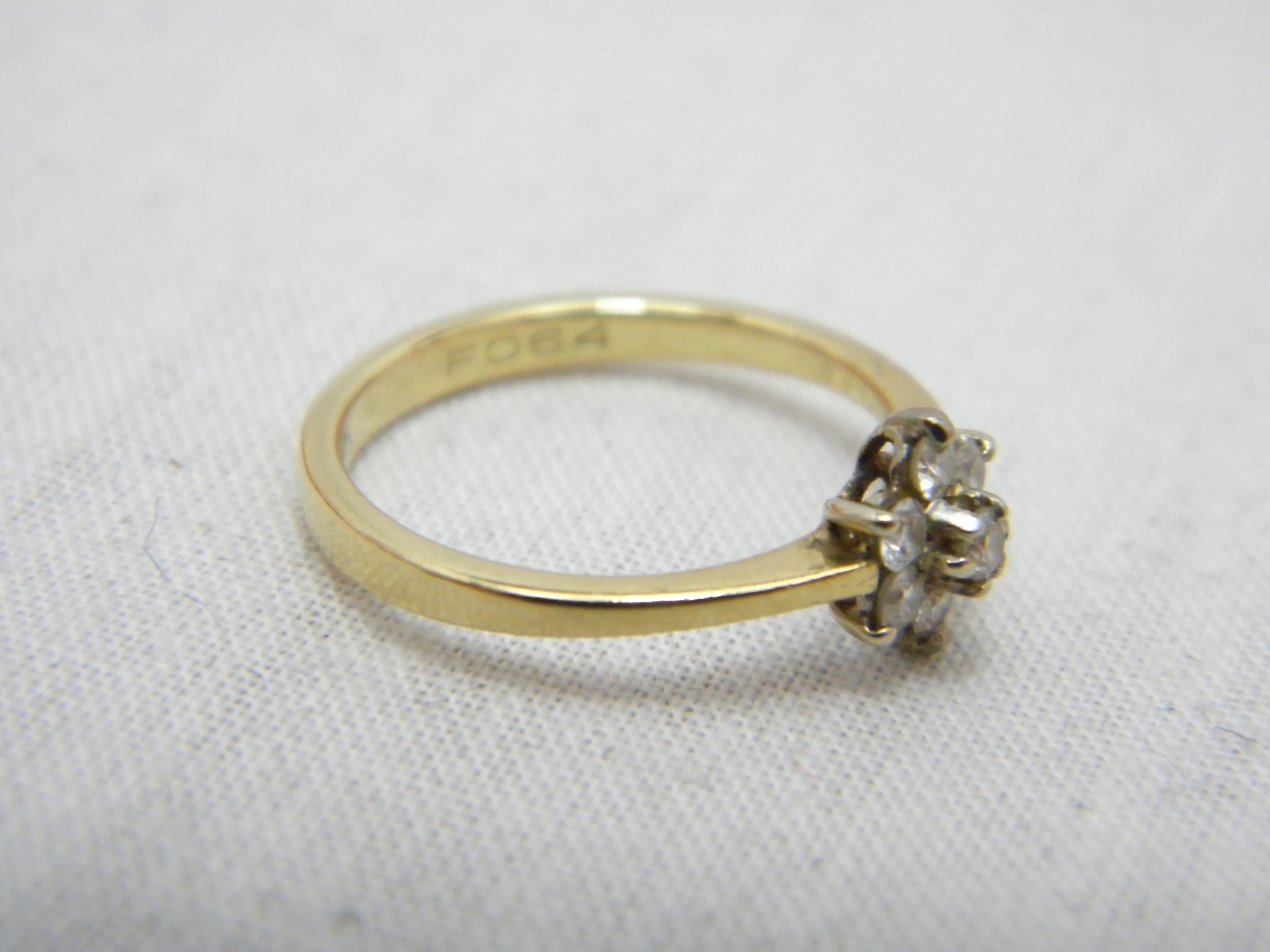 Contemporary Vintage 18ct Gold 0.64 cttw Diamond Cluster Engagement Ring Size K 5.25 750 For Sale