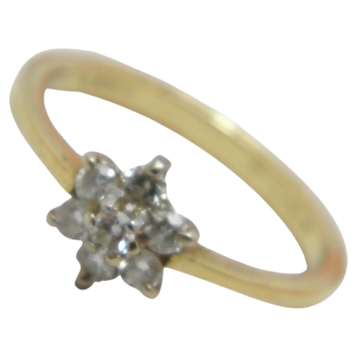 Vintage 18ct Gold 0.64 cttw Diamond Cluster Engagement Ring Size K 5.25 750 For Sale