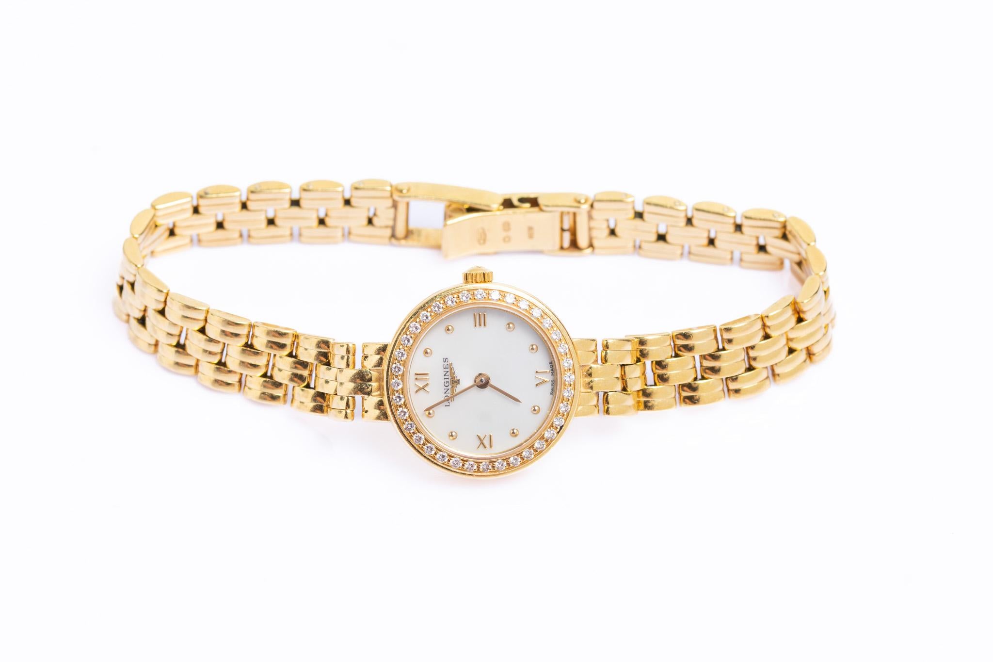 Vintage 18ct Gold und Diamant Longines Damen-Armbanduhr im Angebot 1
