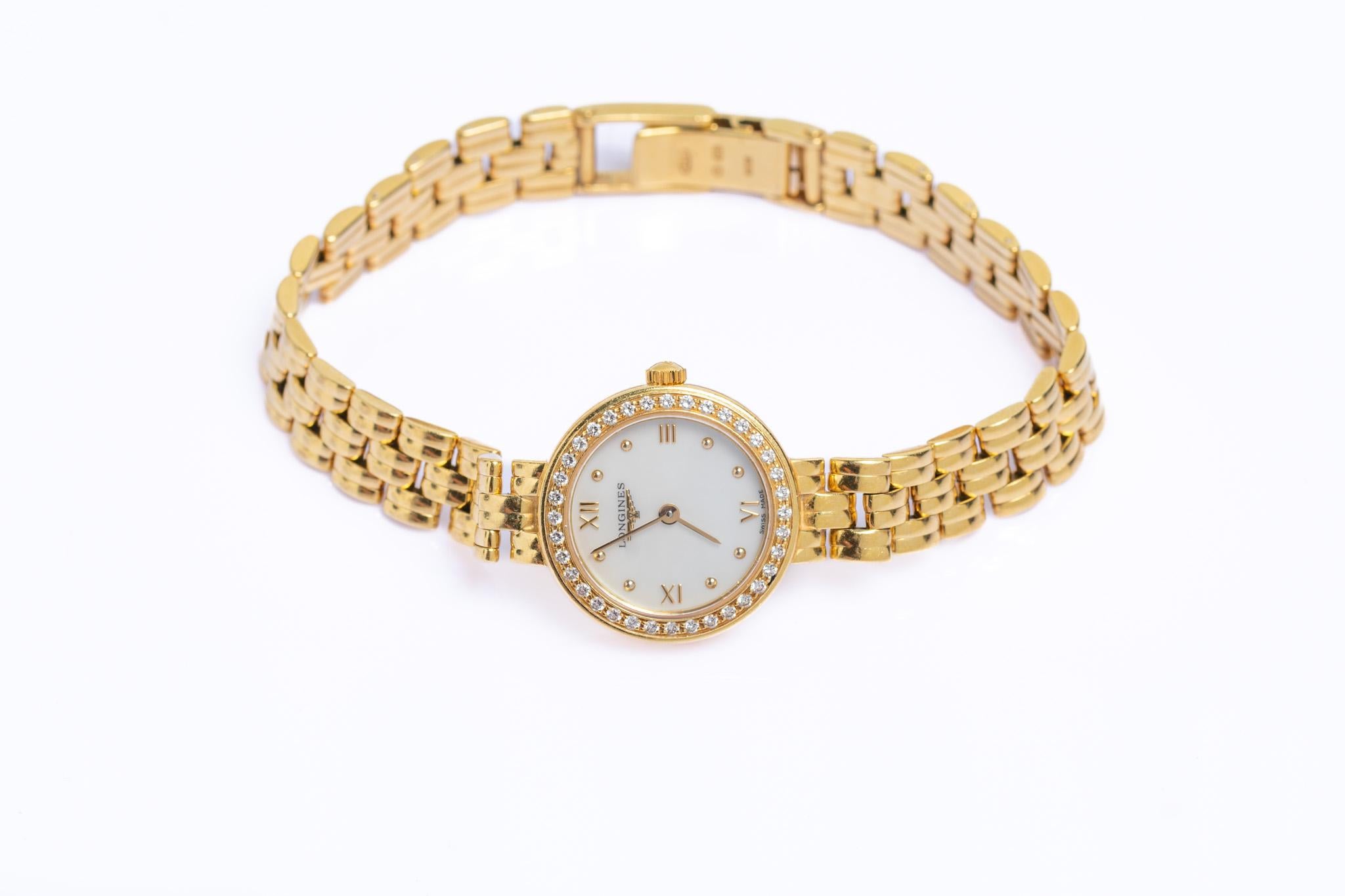 Vintage 18ct Gold und Diamant Longines Damen-Armbanduhr im Angebot 2