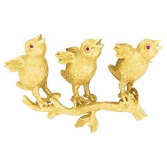 Vintage 18ct Gold Bird Brooch, c.1961